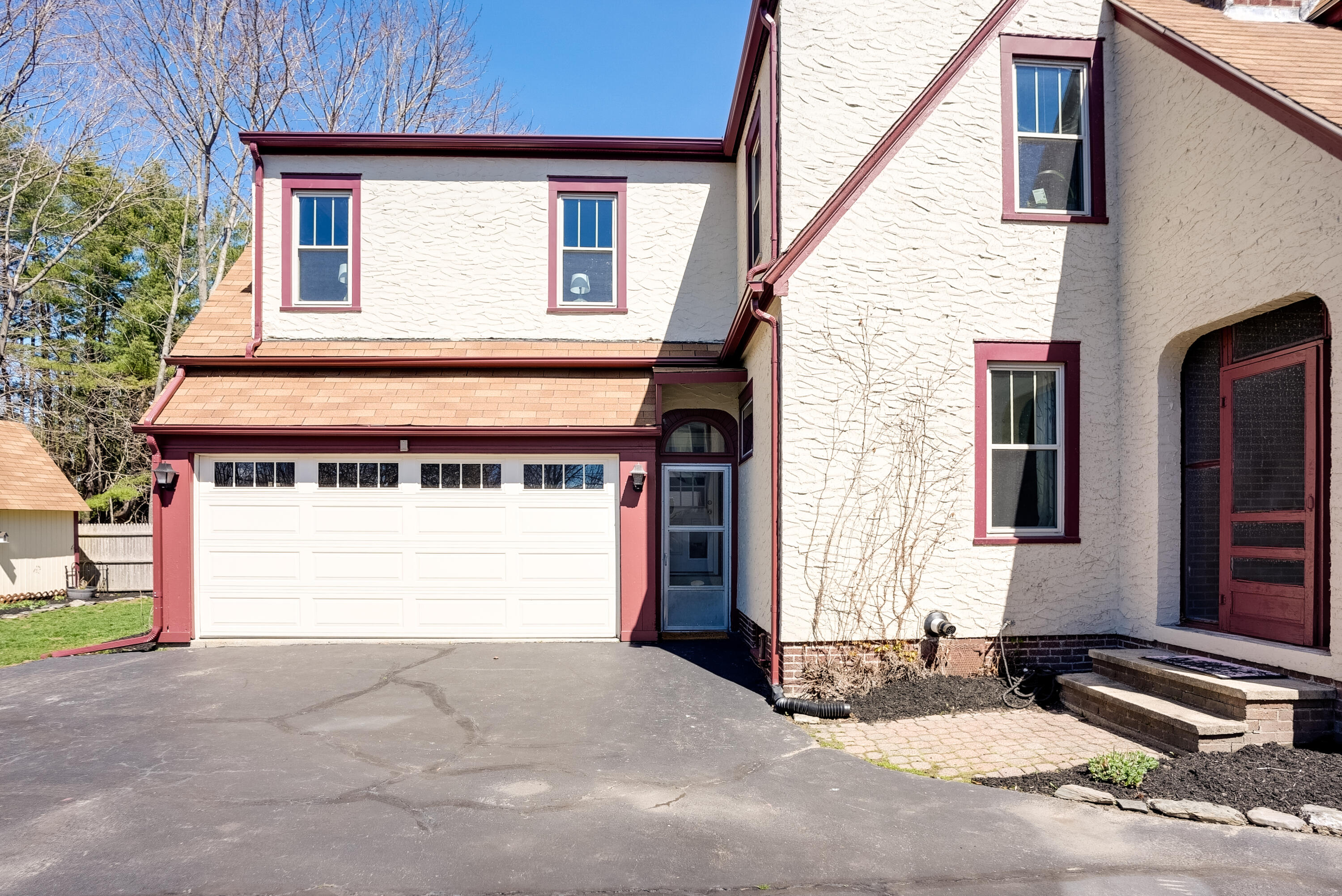 41 Monroe Avenue