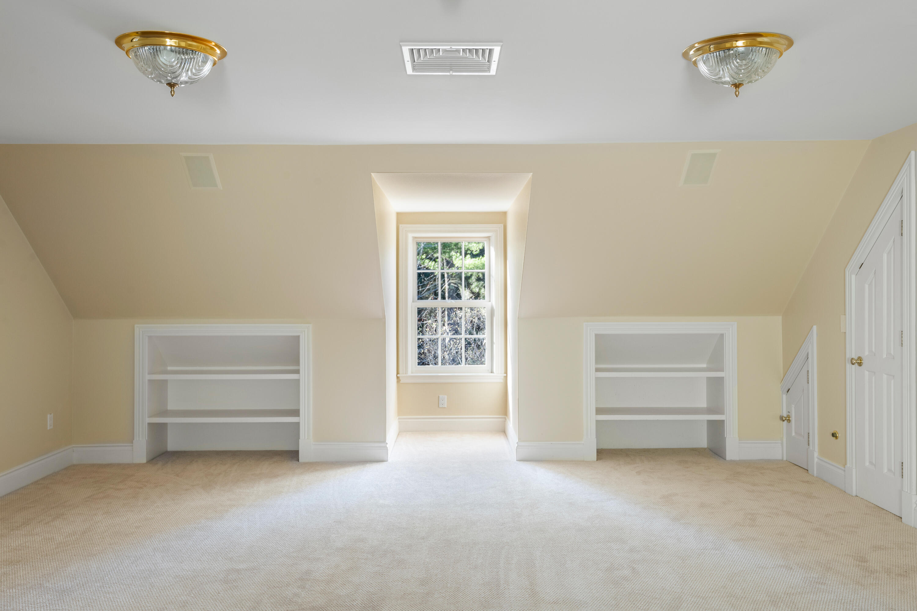 13 Streamwood Lane