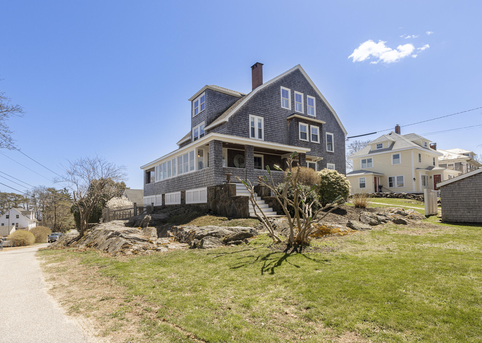 86 Loveitts Field Road