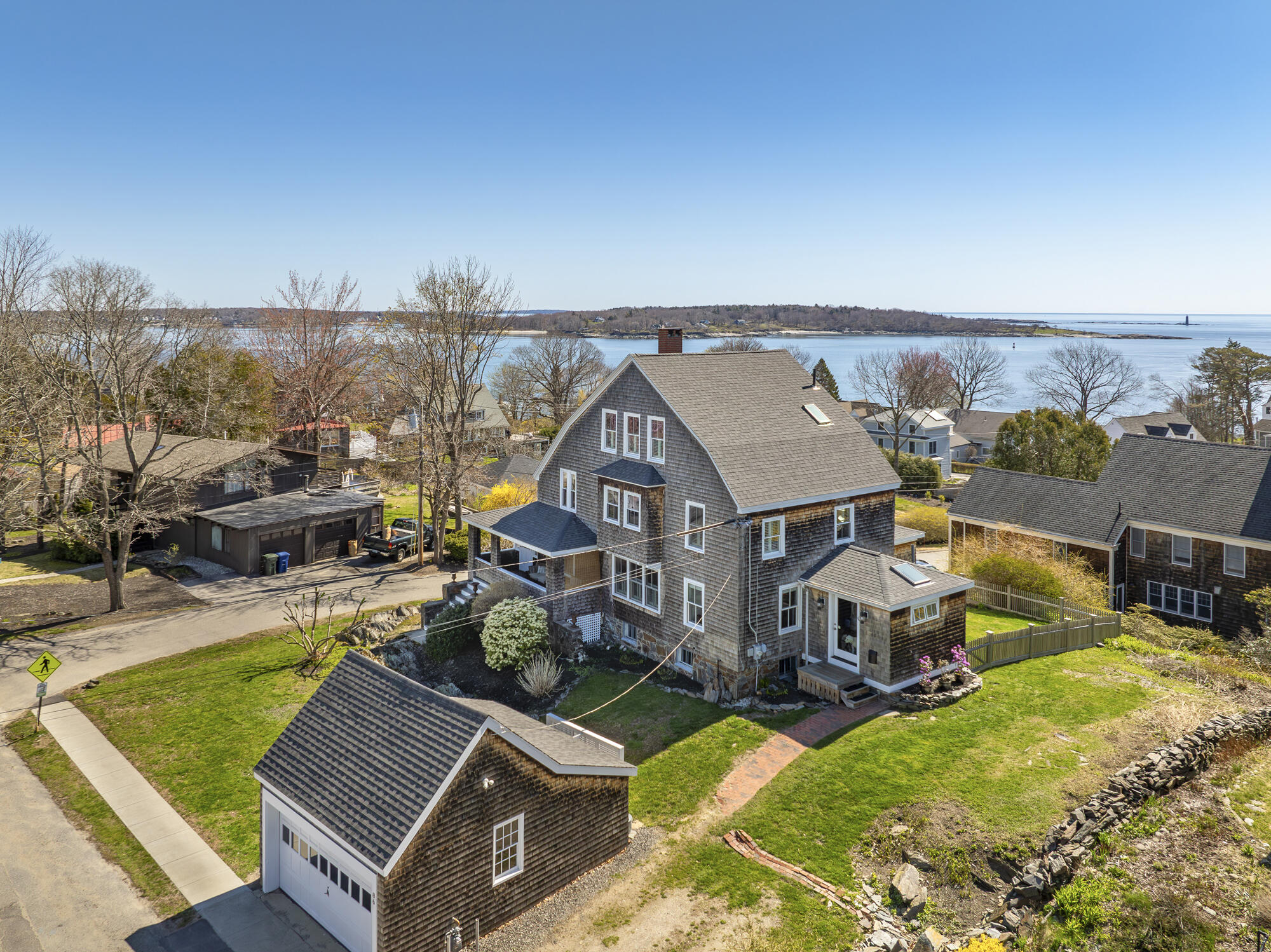 86 Loveitts Field Road