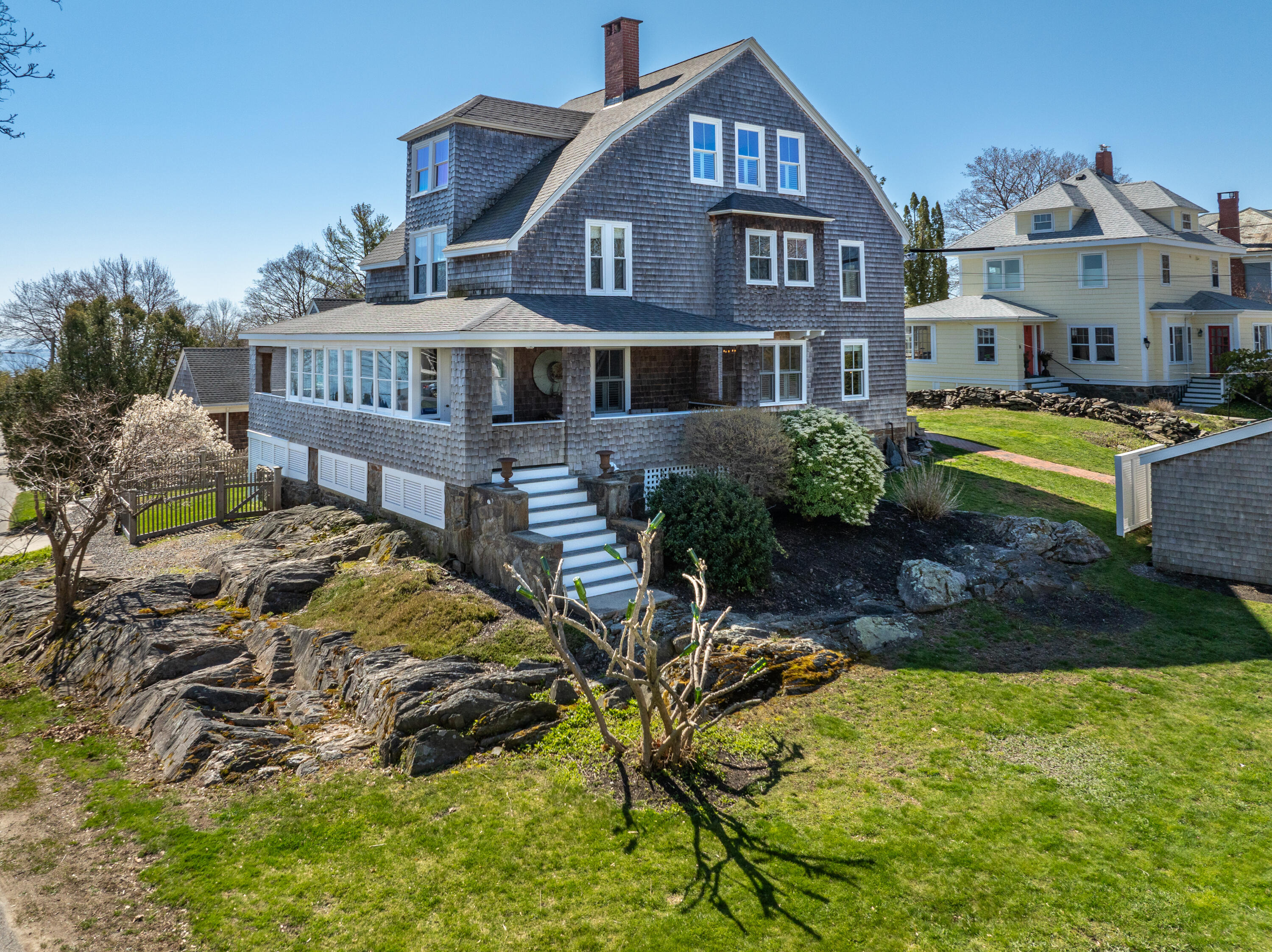 86 Loveitts Field Road