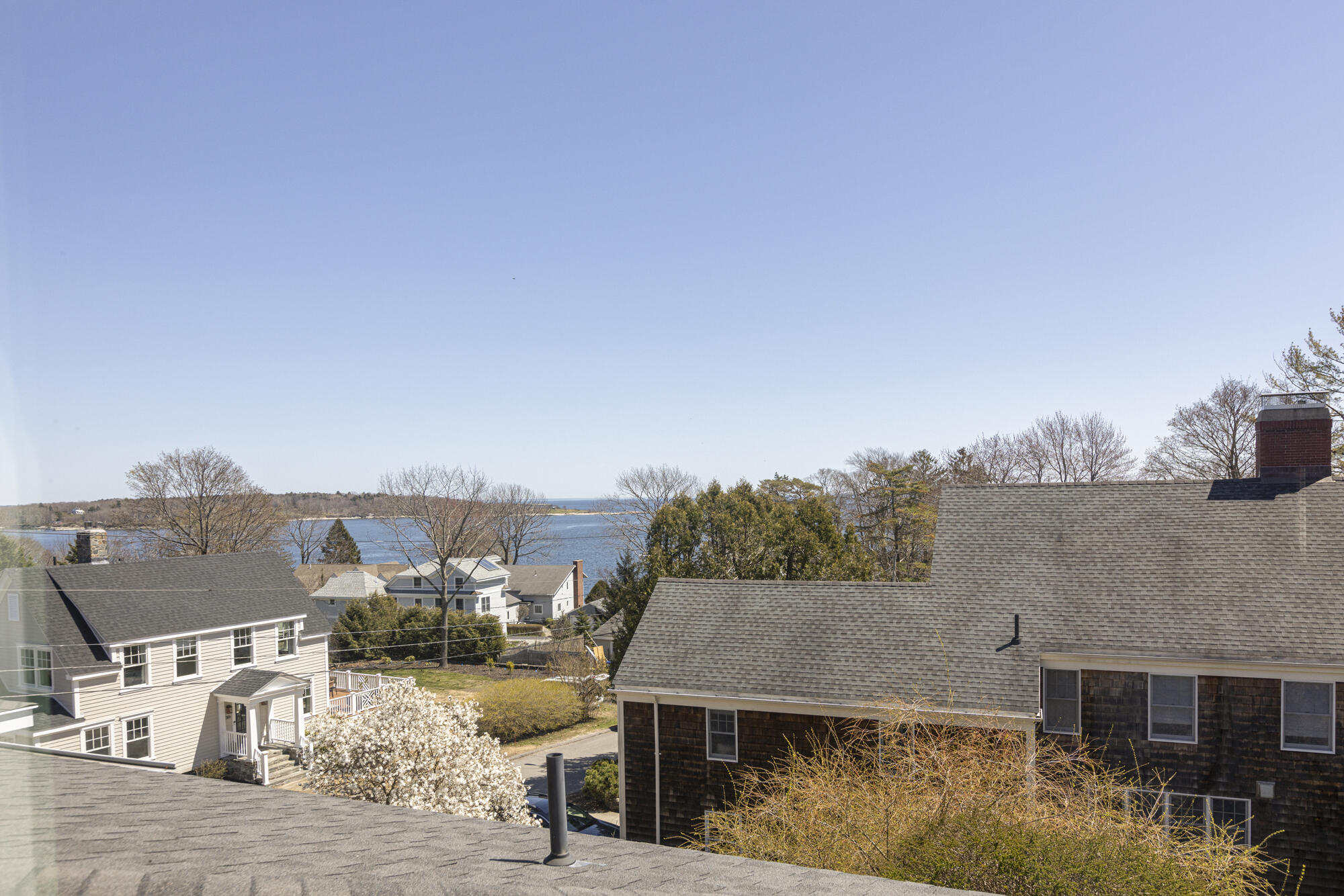 86 Loveitts Field Road