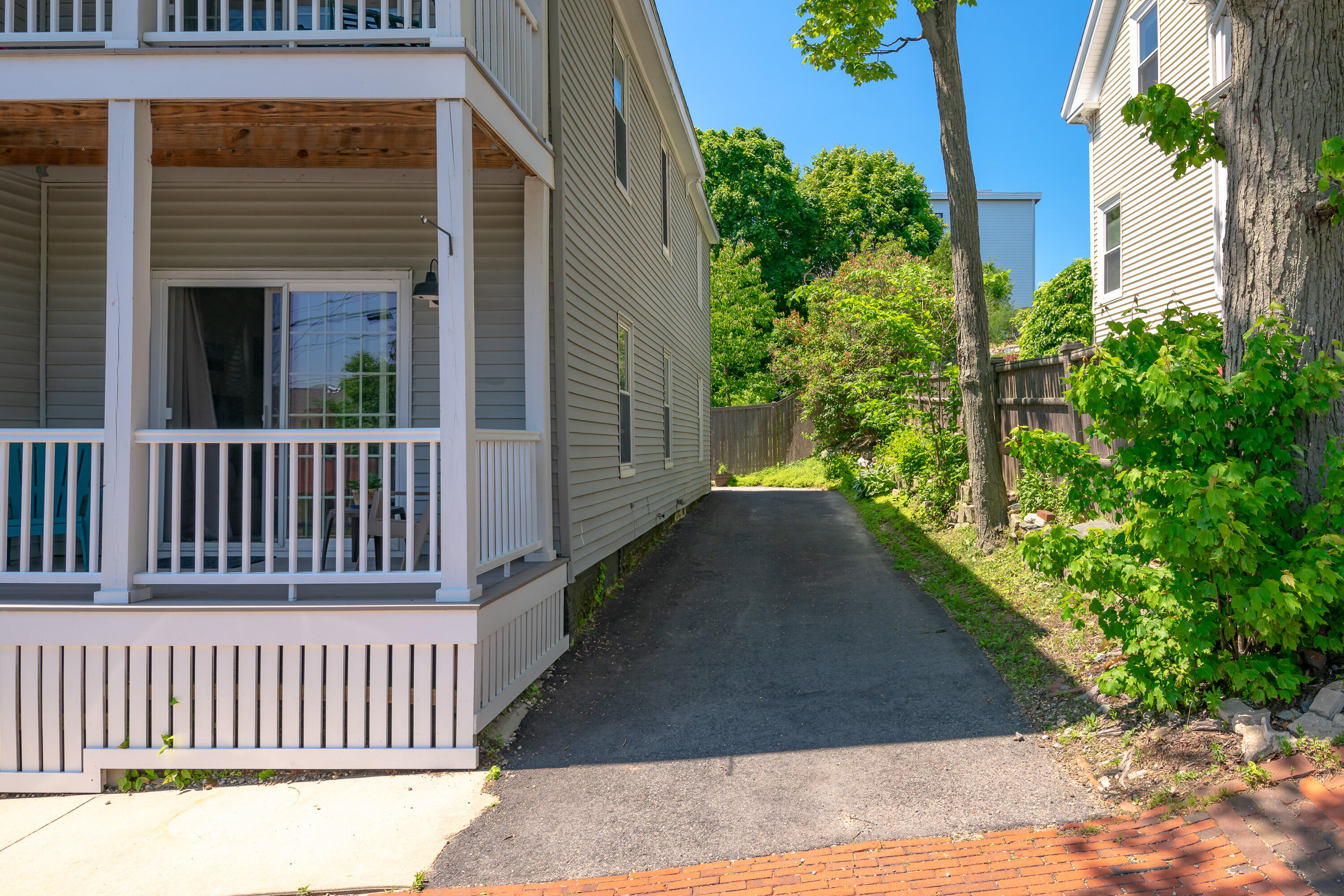 77 Walnut Street