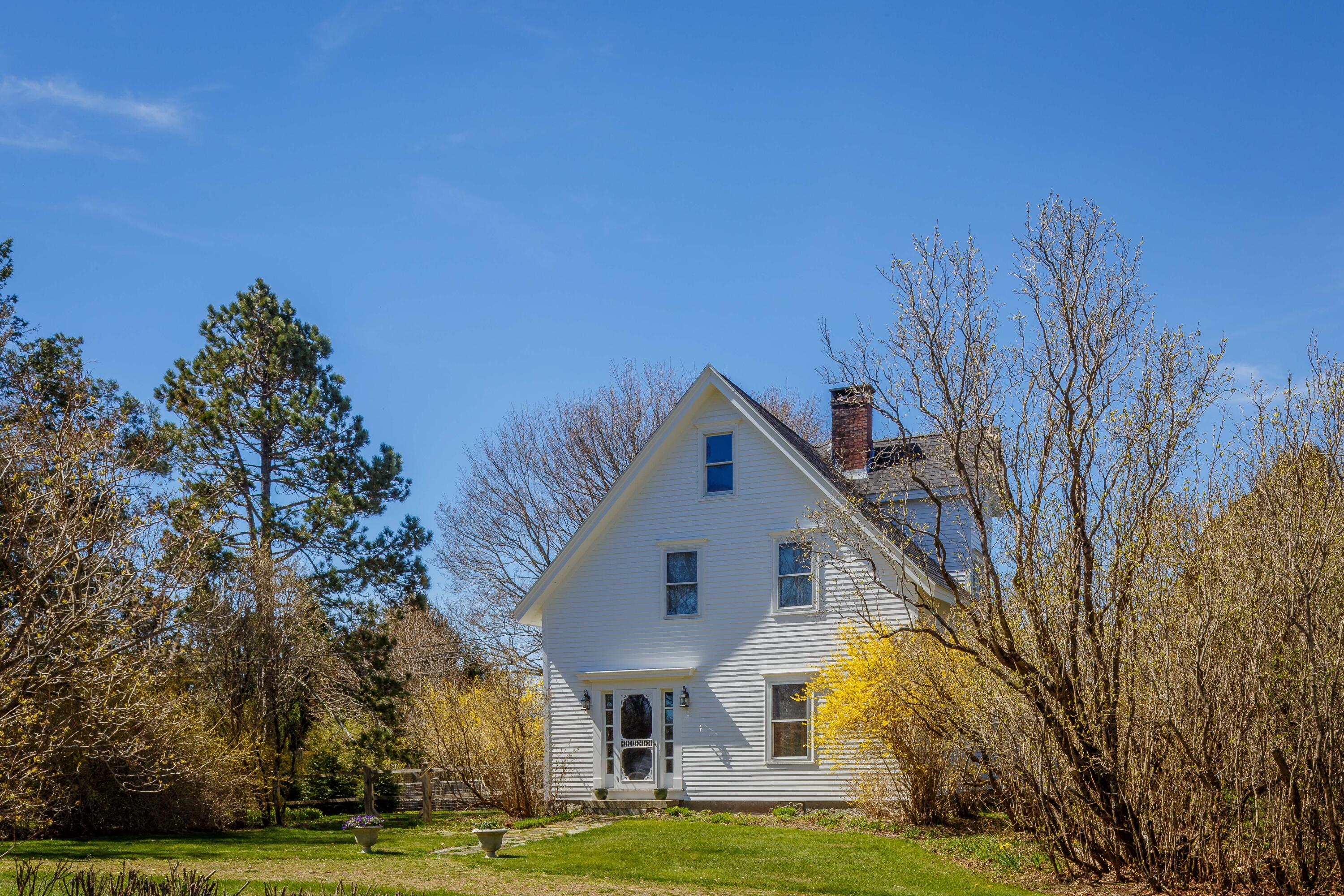 477 Ash Point Drive