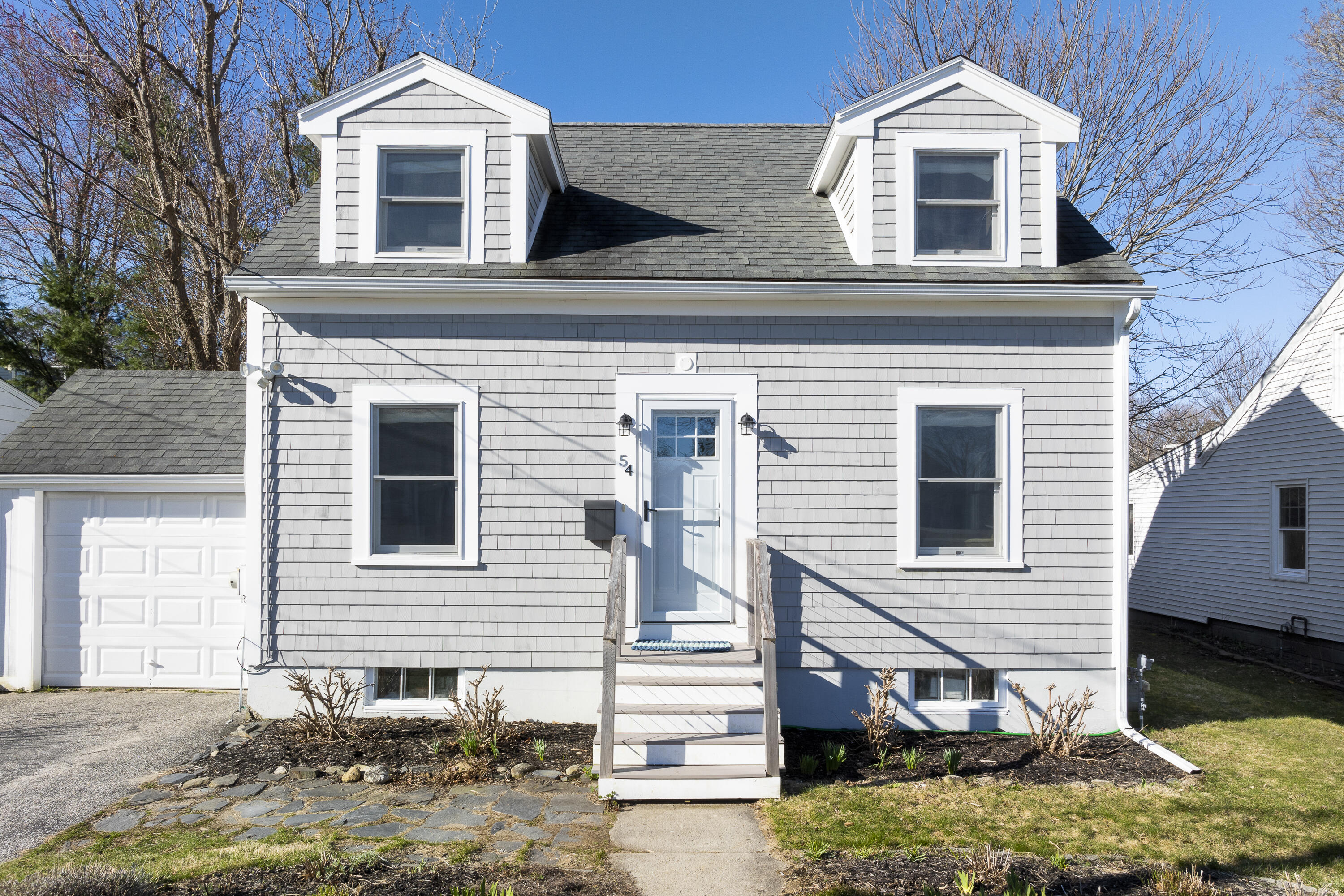 54 Everett Avenue