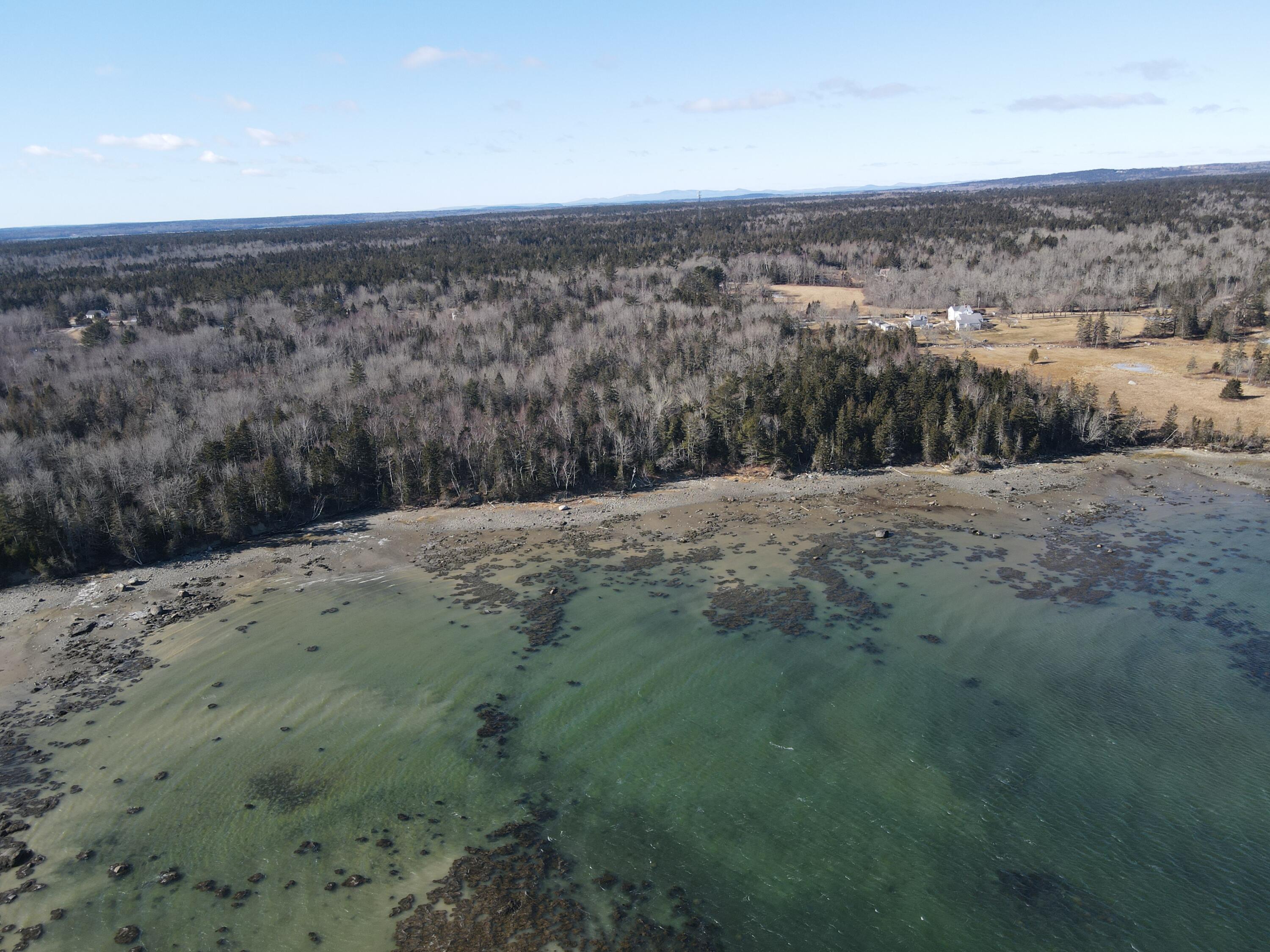 68 Map: 008, Lot:068-Bay Road