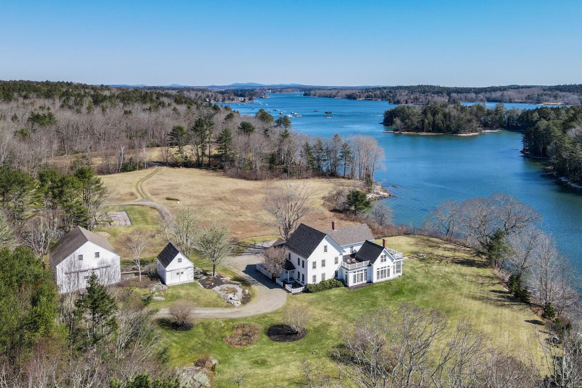 68 Keene Narrows Road