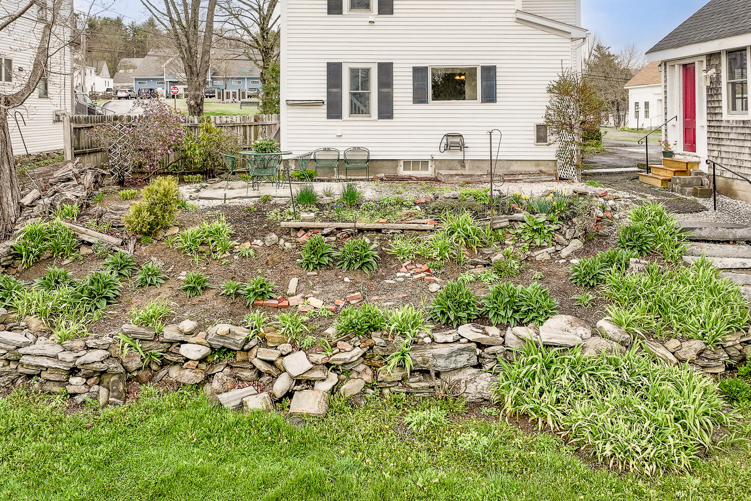 337 Common Road