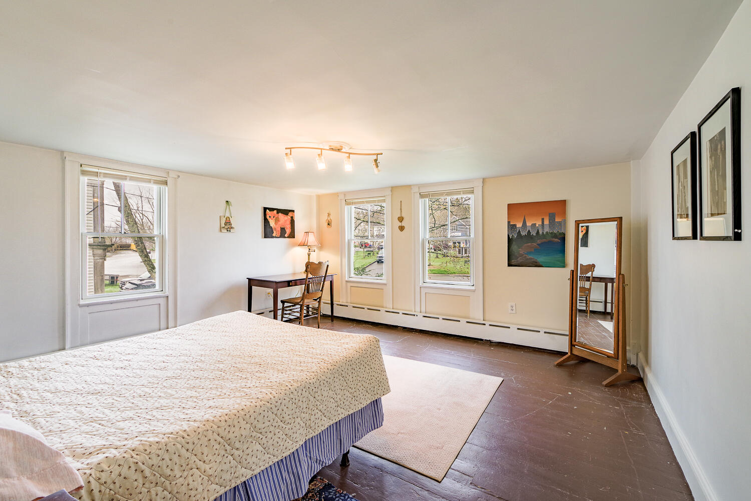 337 Common Road