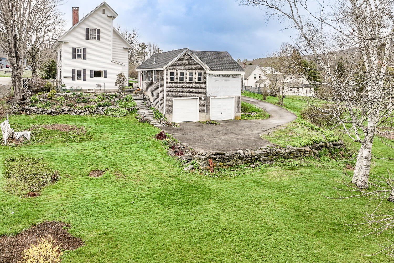337 Common Road