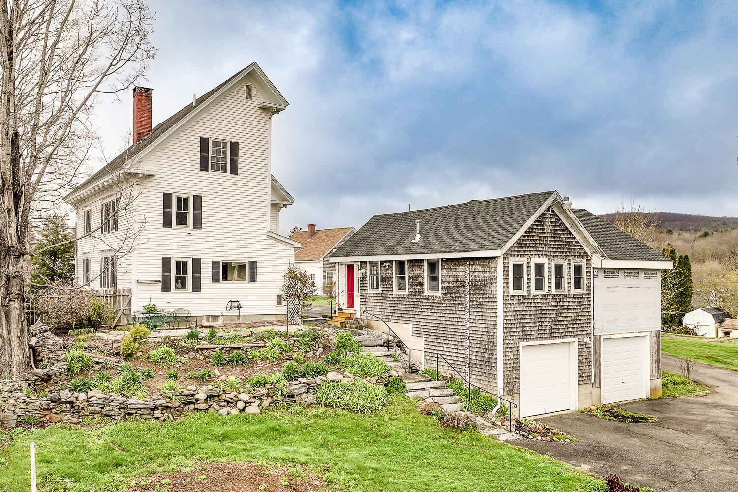 337 Common Road