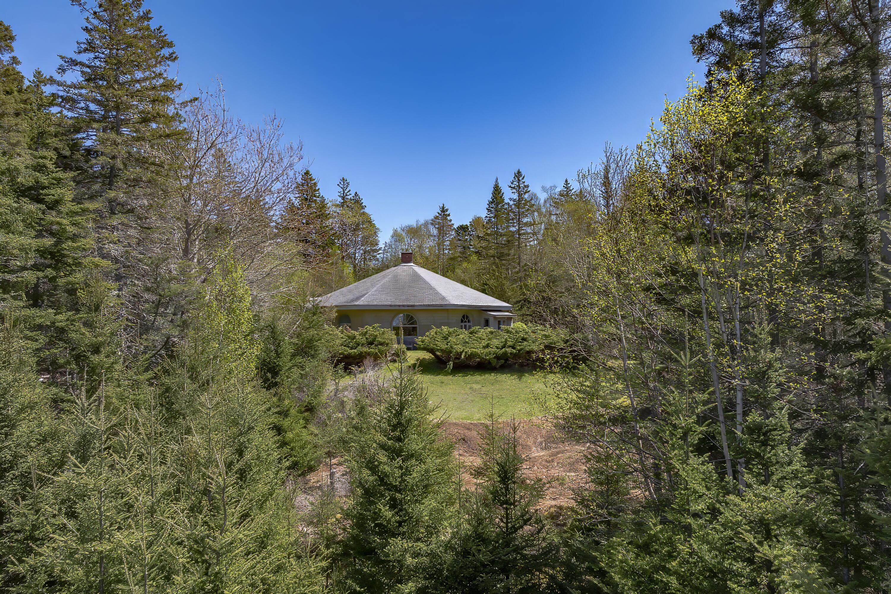 73 Pearl Drive