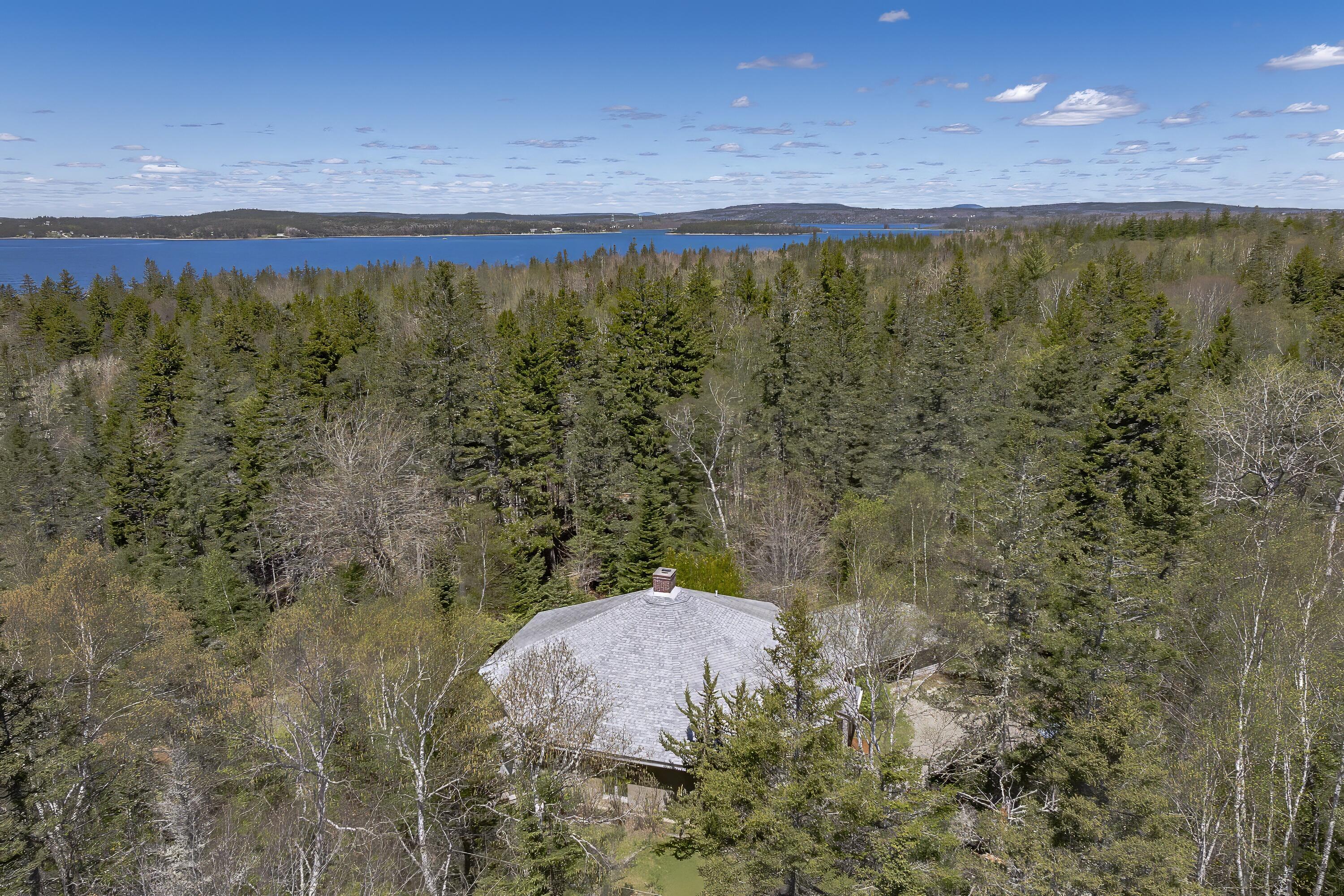 73 Pearl Drive