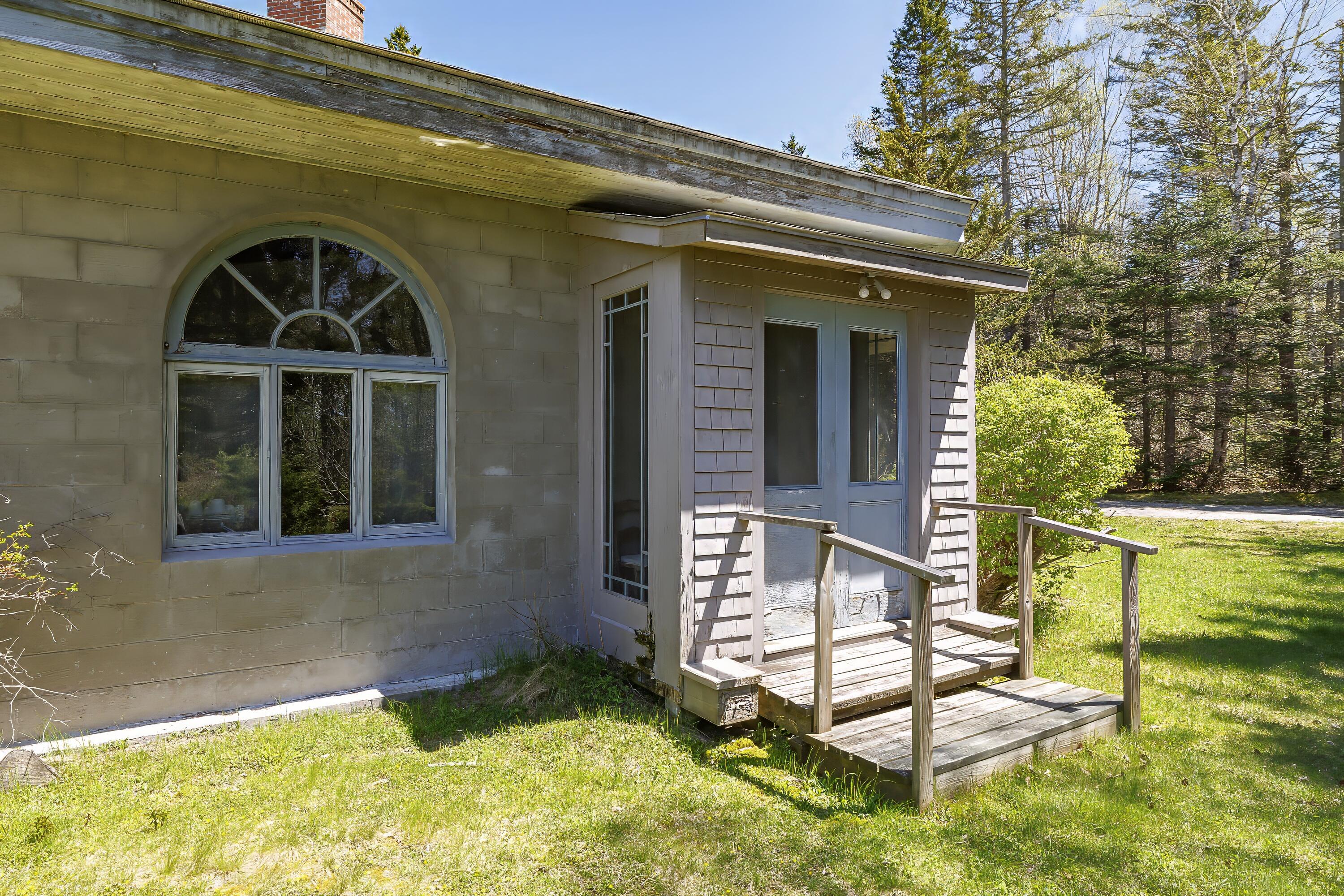 73 Pearl Drive