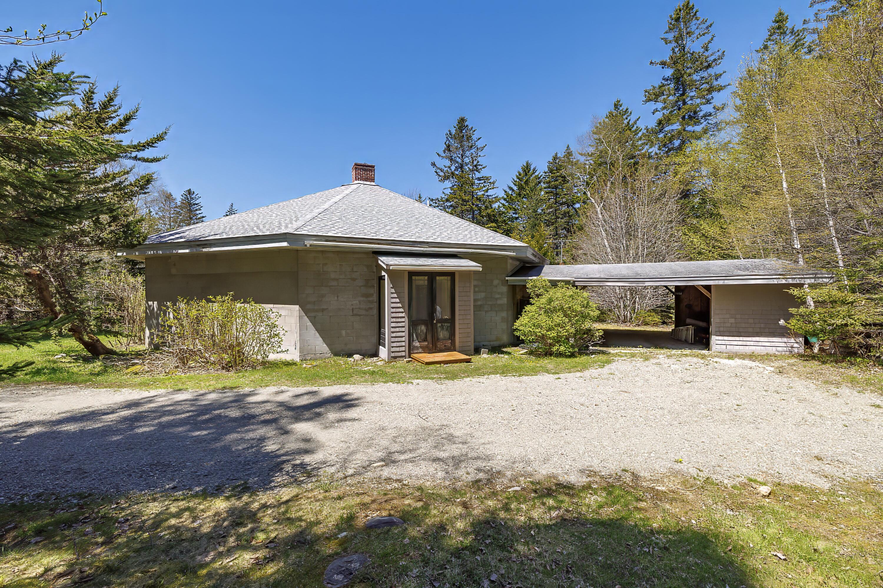 73 Pearl Drive