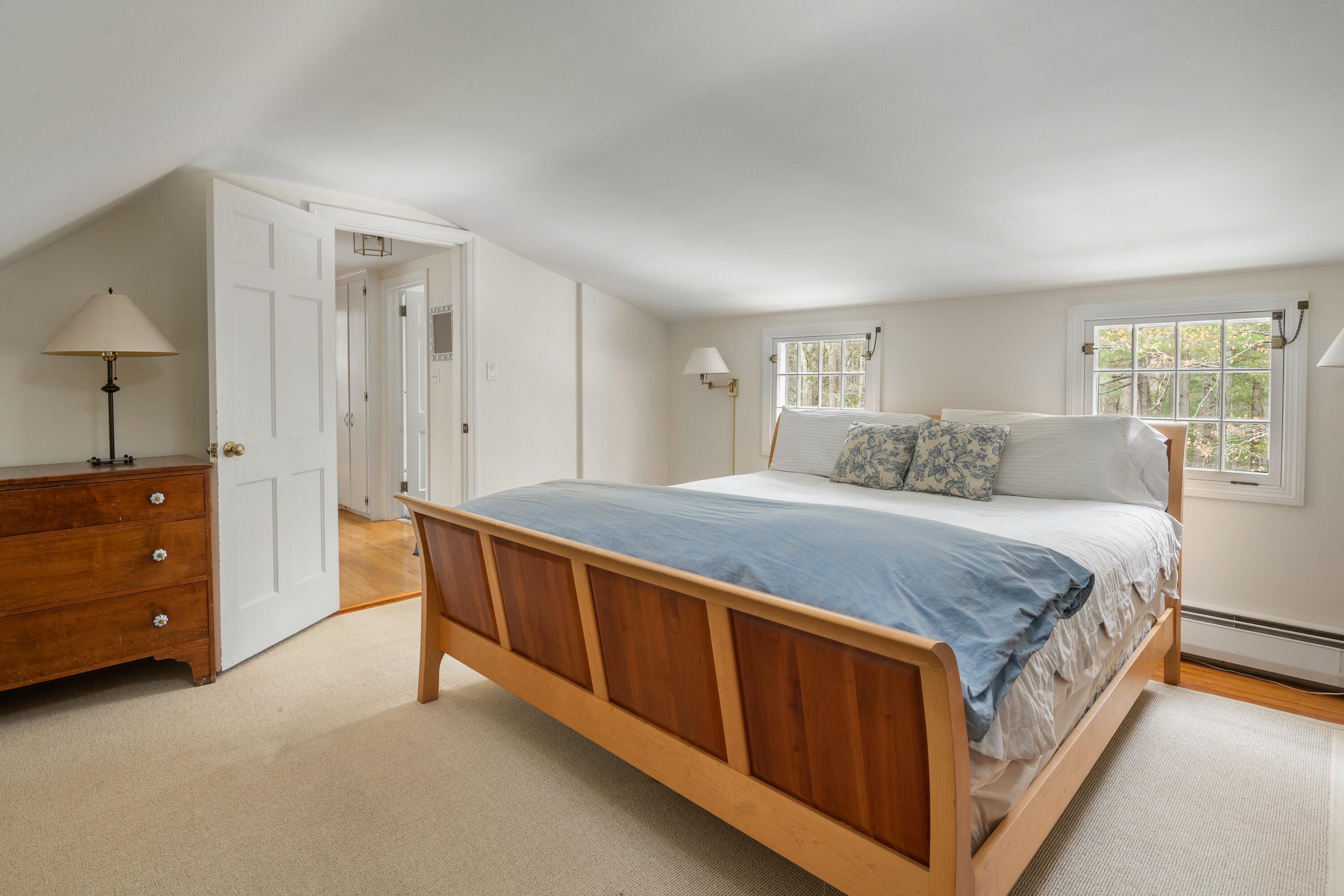 10 Locksley Road