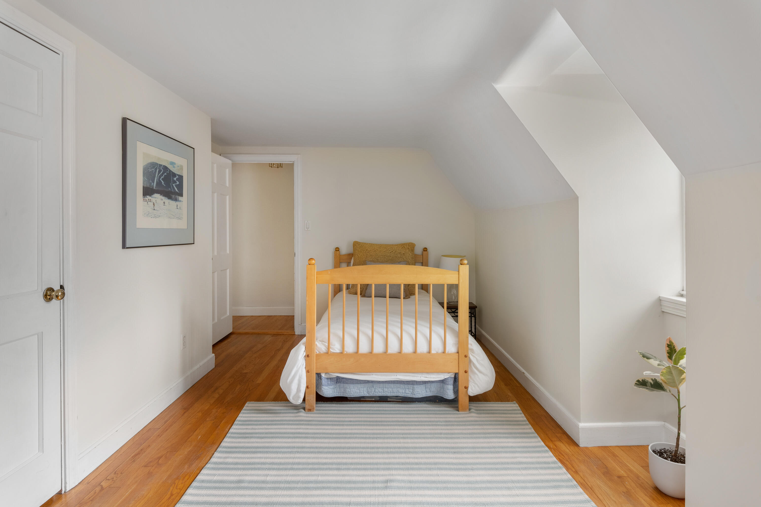10 Locksley Road