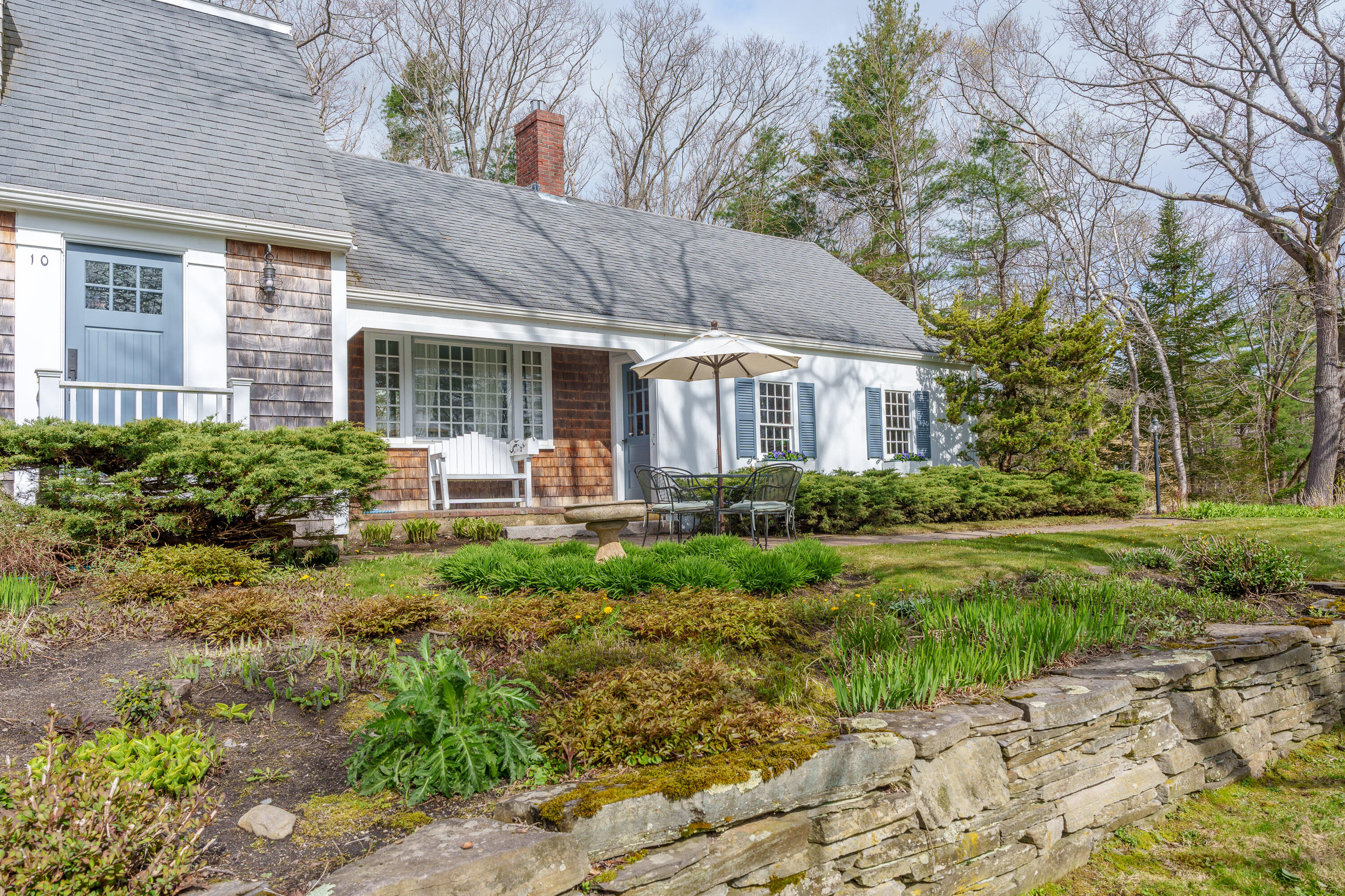 10 Locksley Road