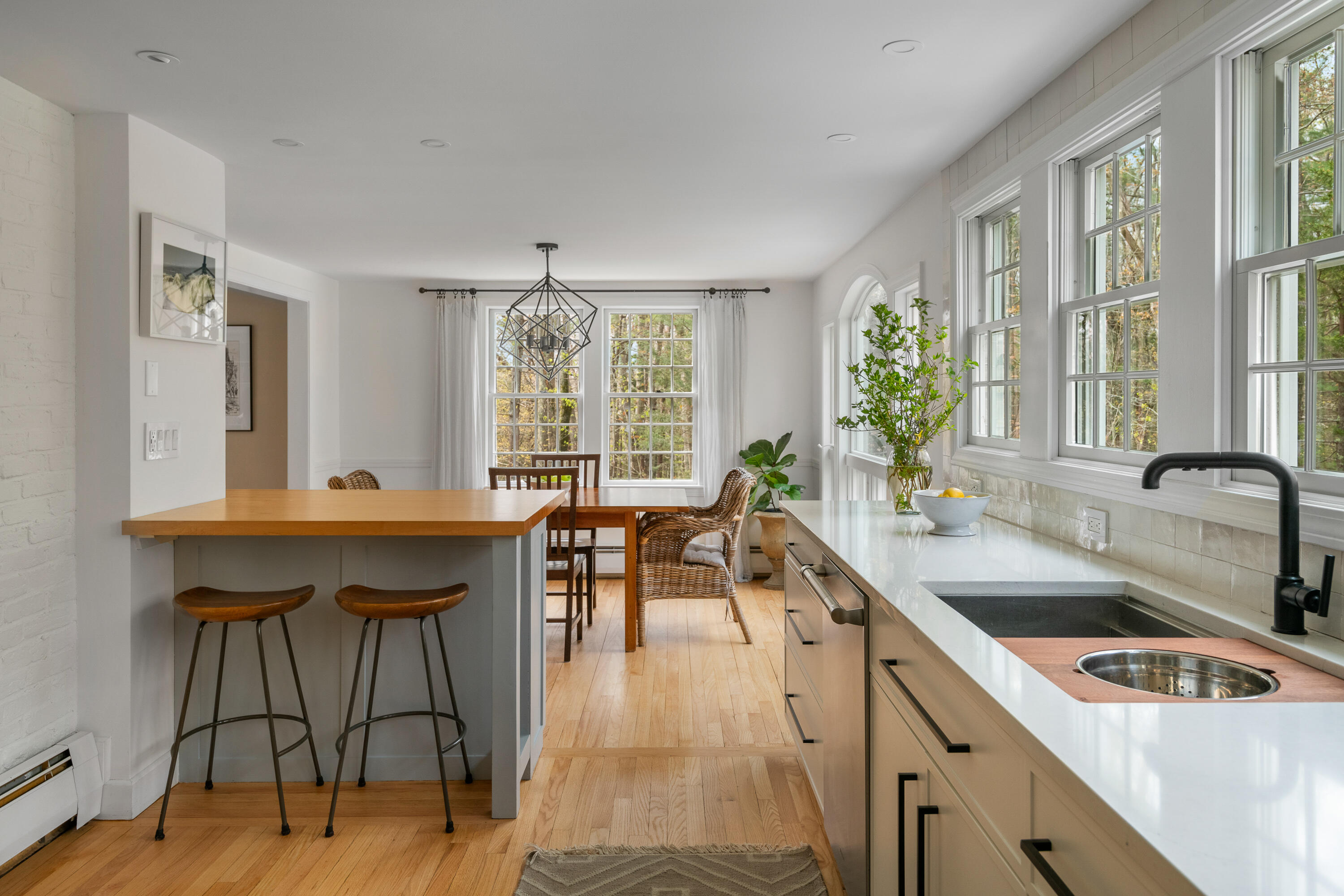 10 Locksley Road