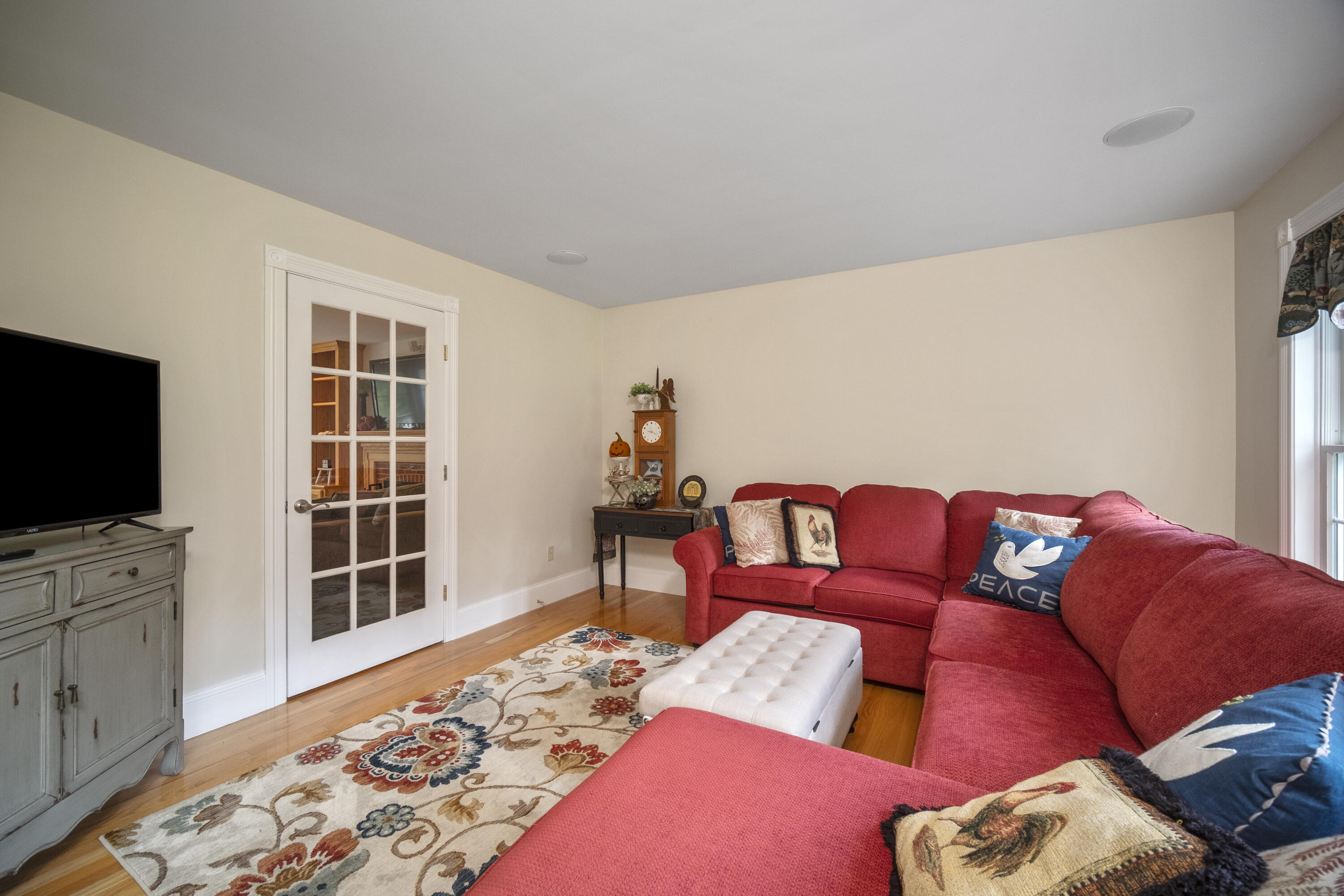 17 Ledgewood Drive