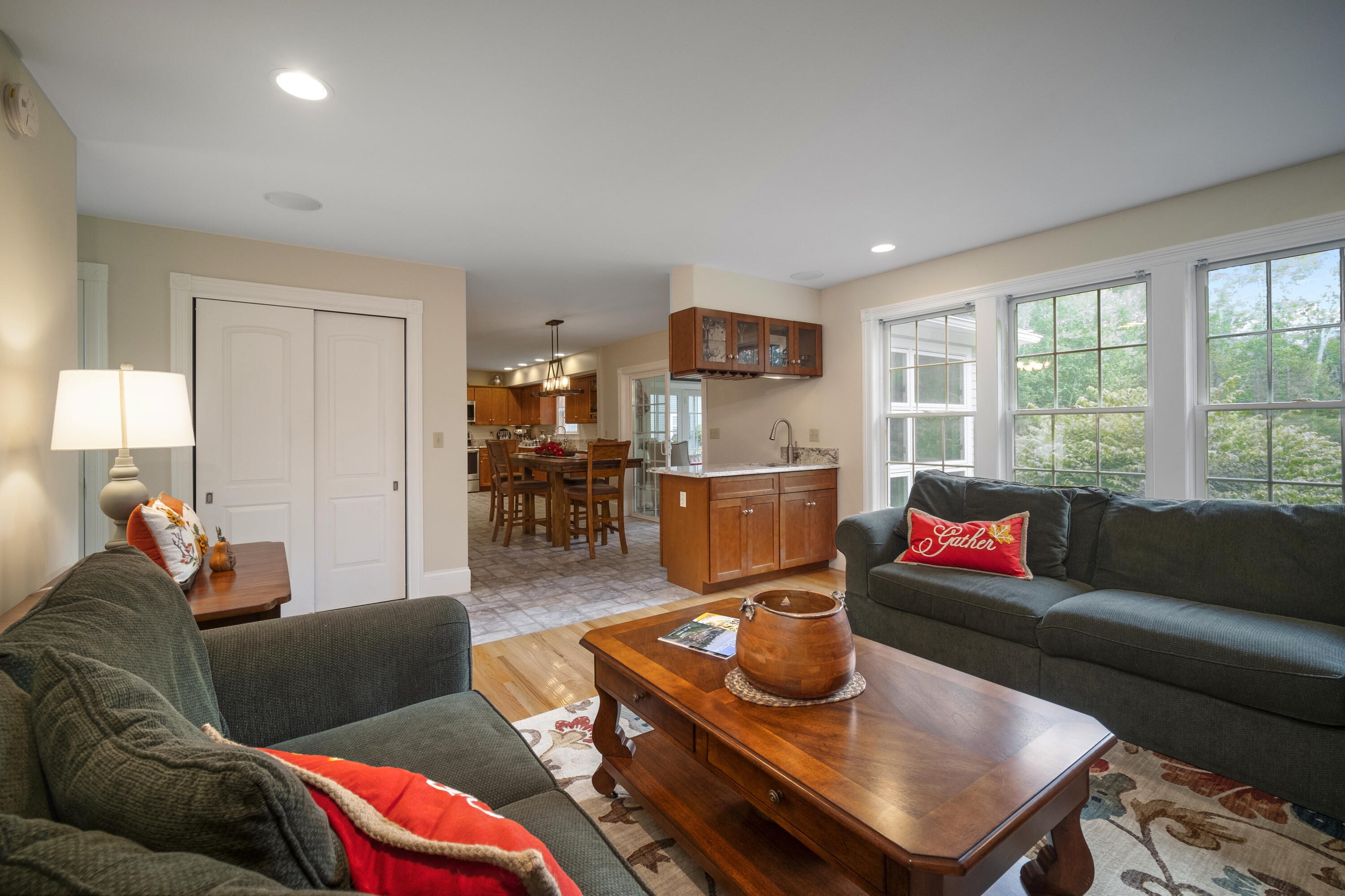 17 Ledgewood Drive
