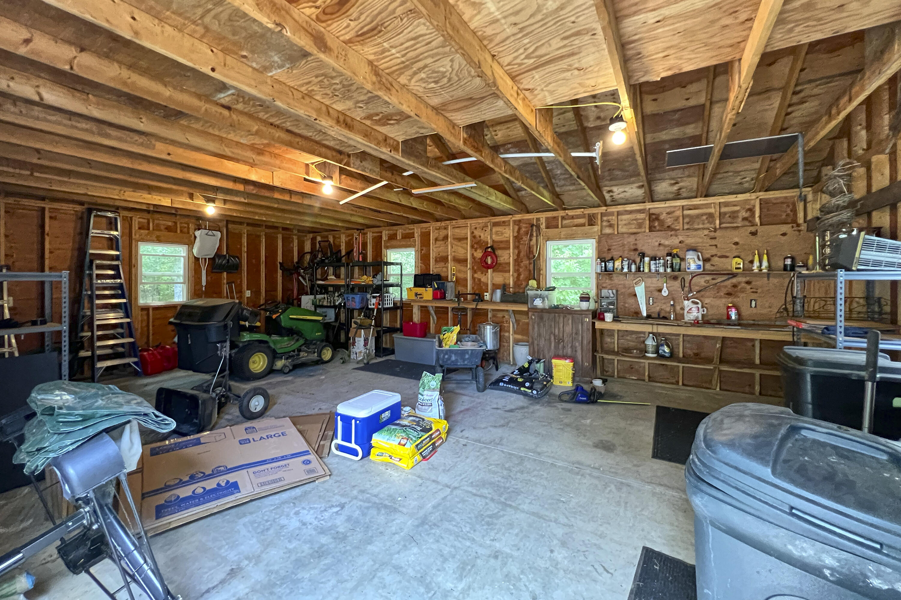 17 Ledgewood Drive