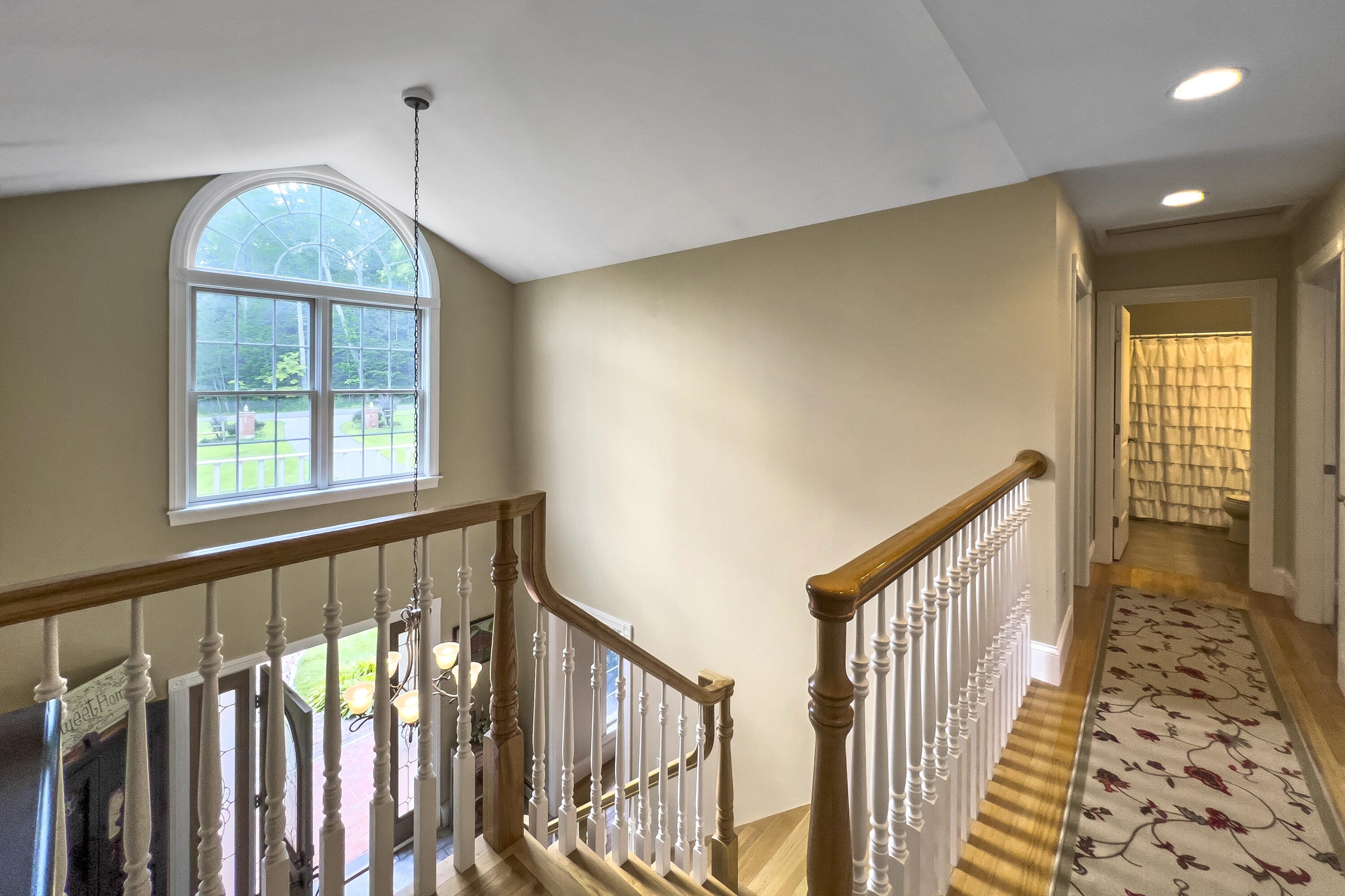17 Ledgewood Drive