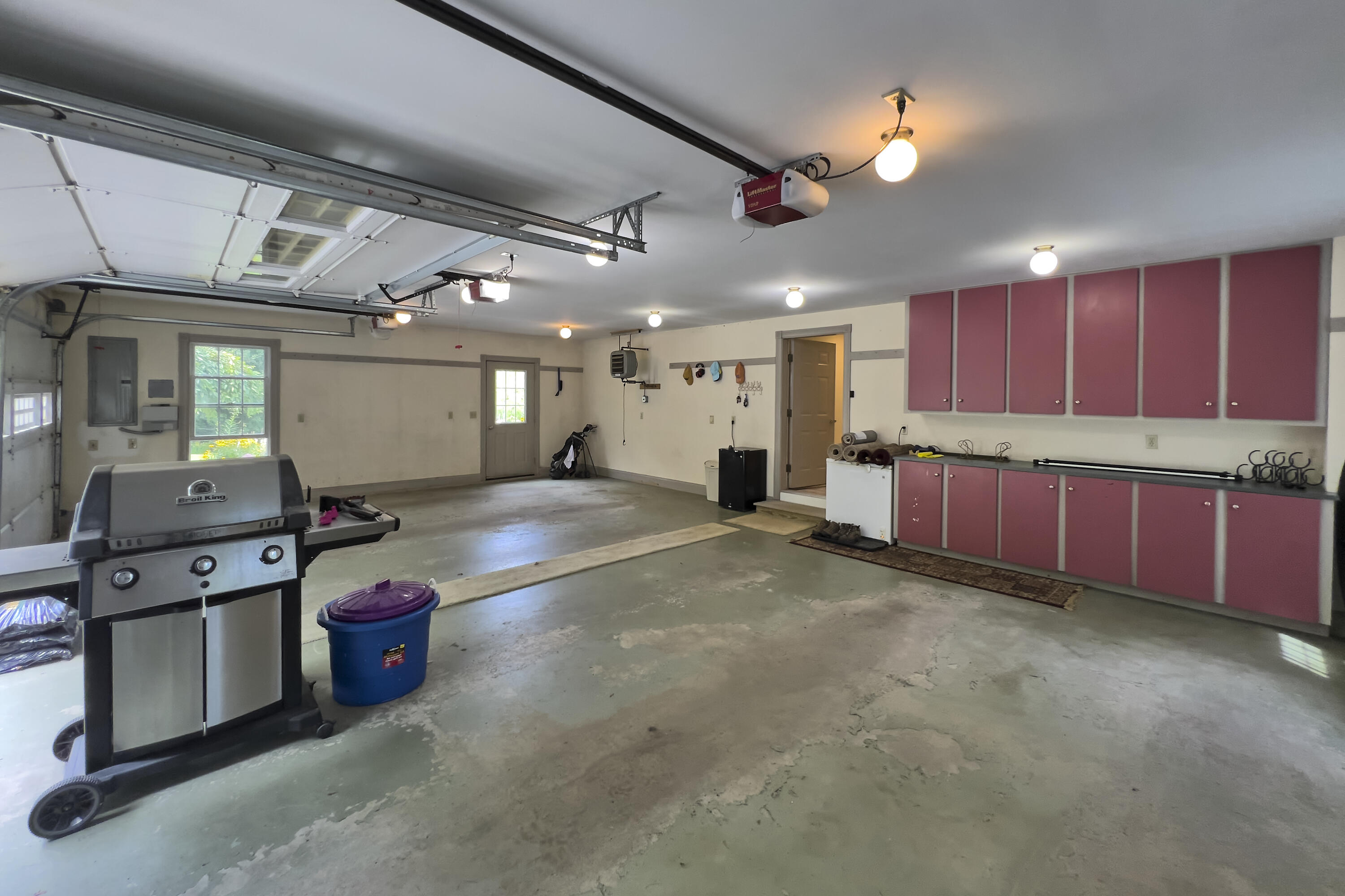 17 Ledgewood Drive