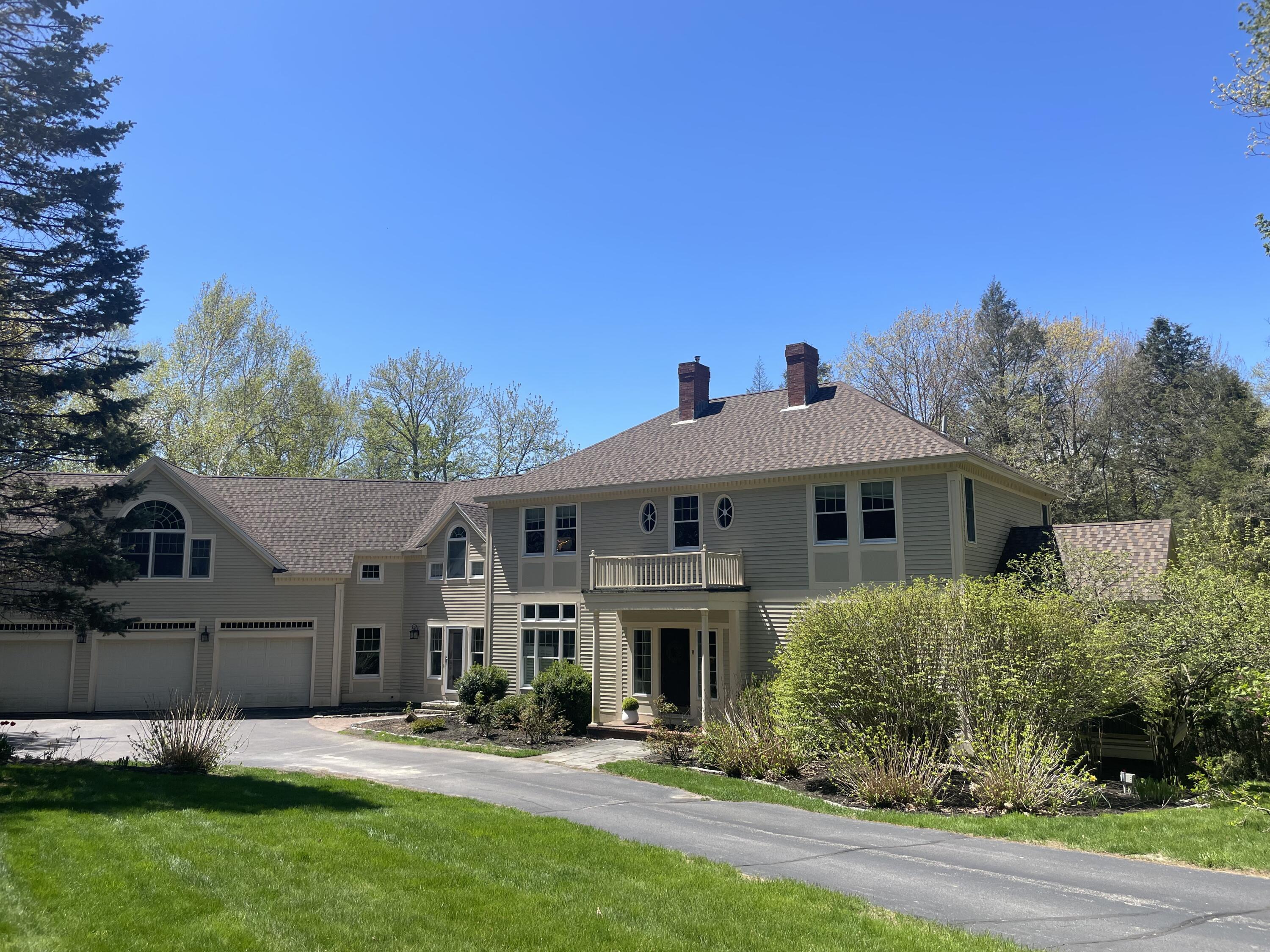 8 Saint Andrews Circle