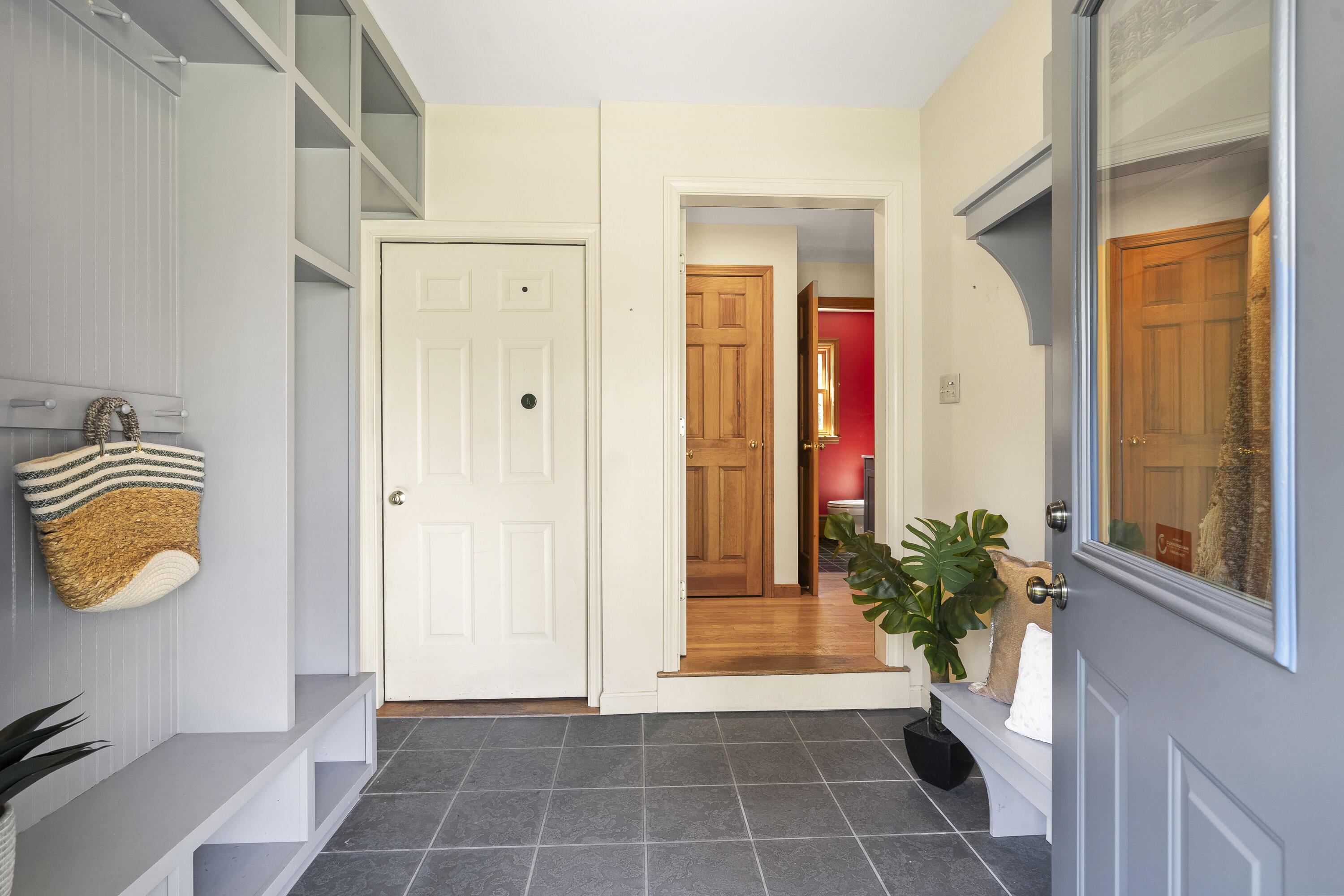 29 Cedar Ridge Drive