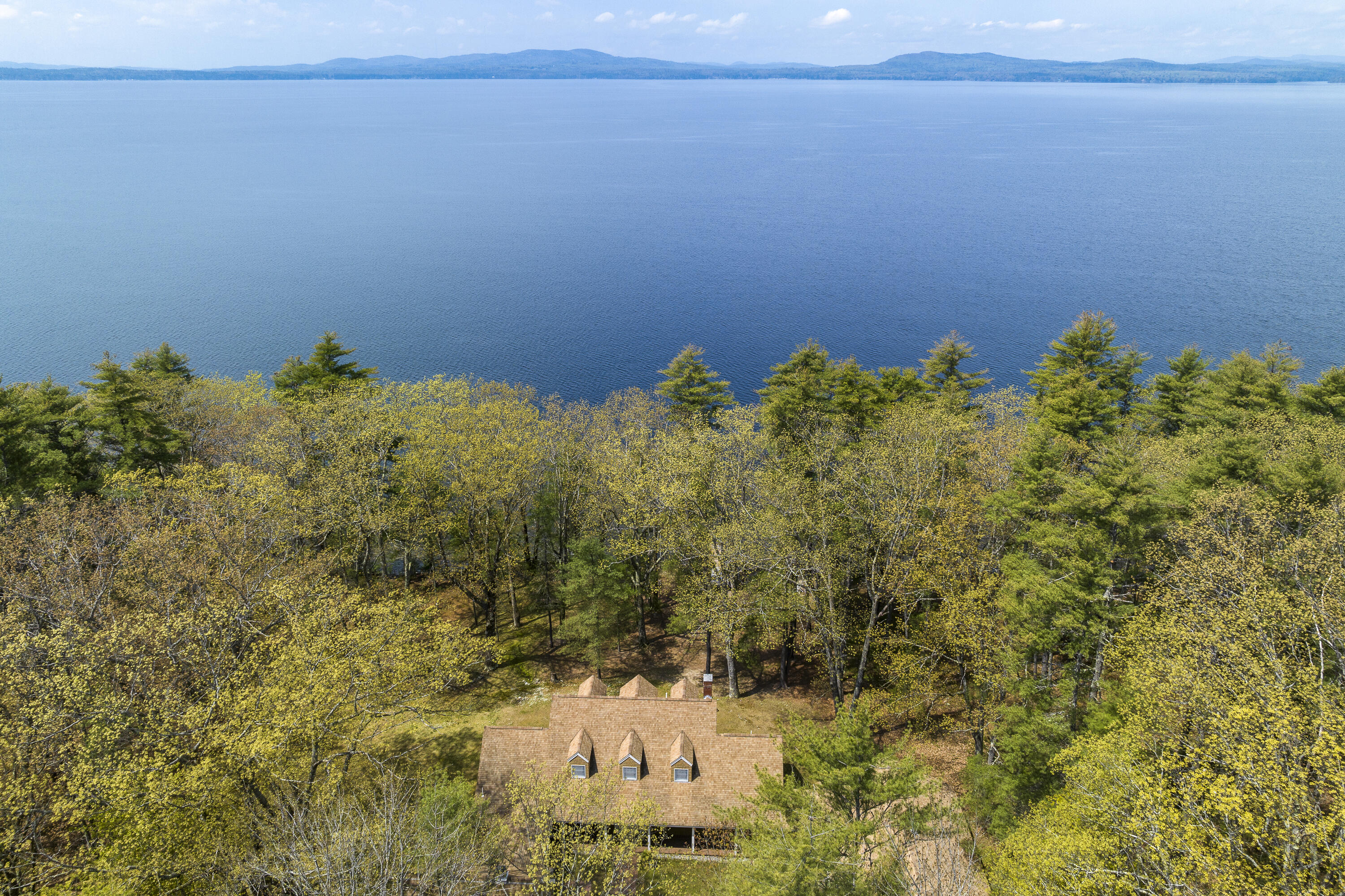 30 Windward Shore Road