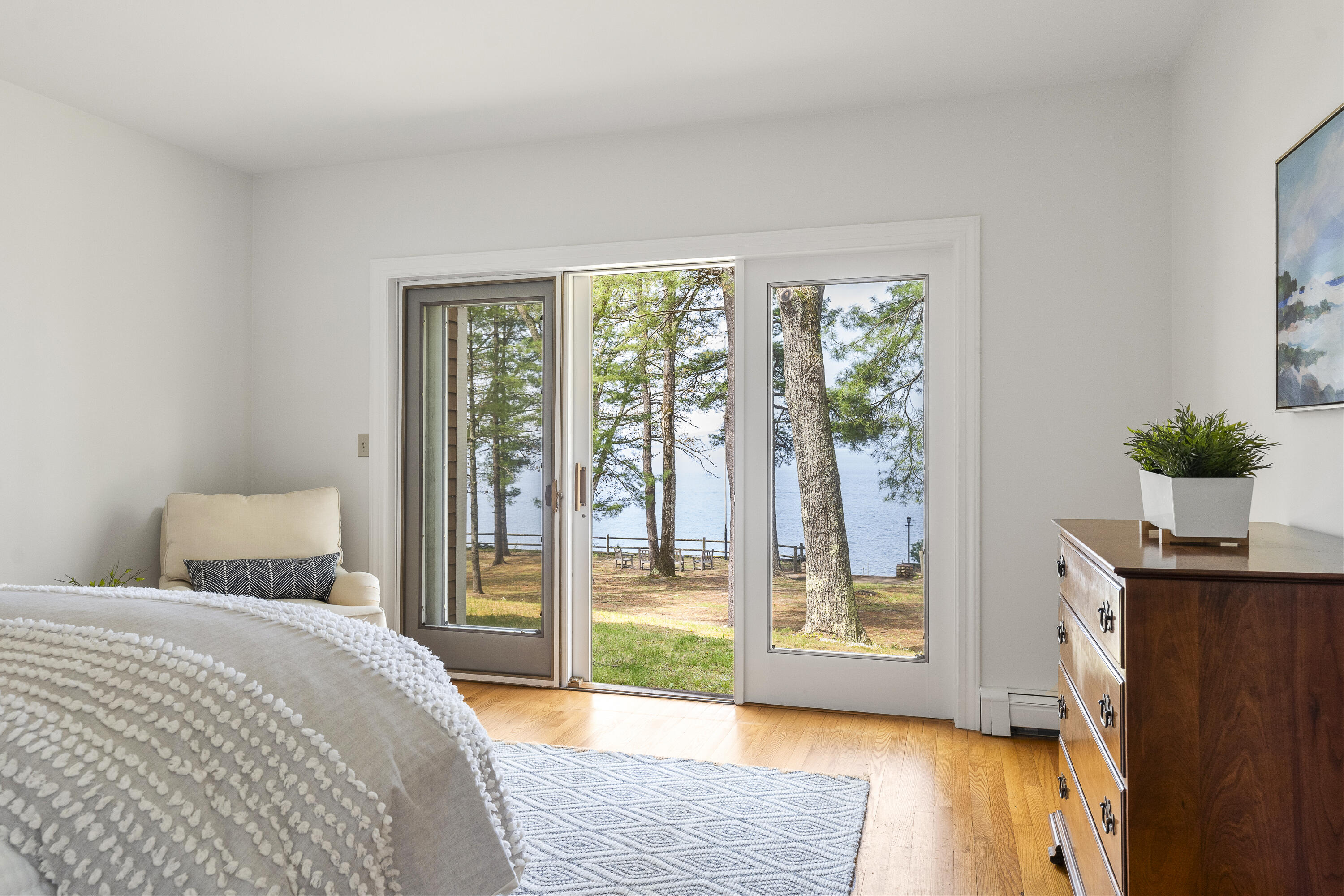 30 Windward Shore Road