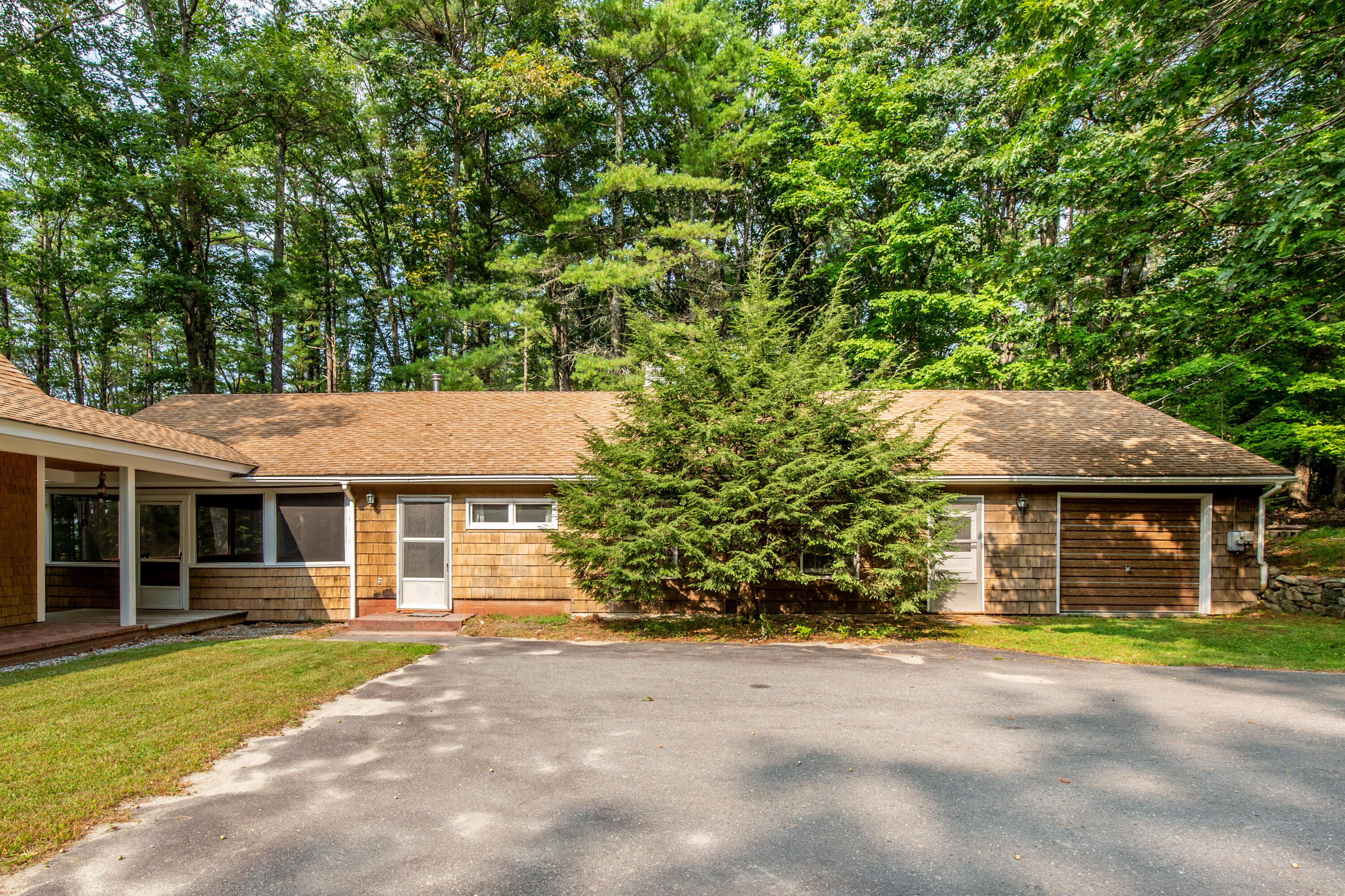 30 Windward Shore Road