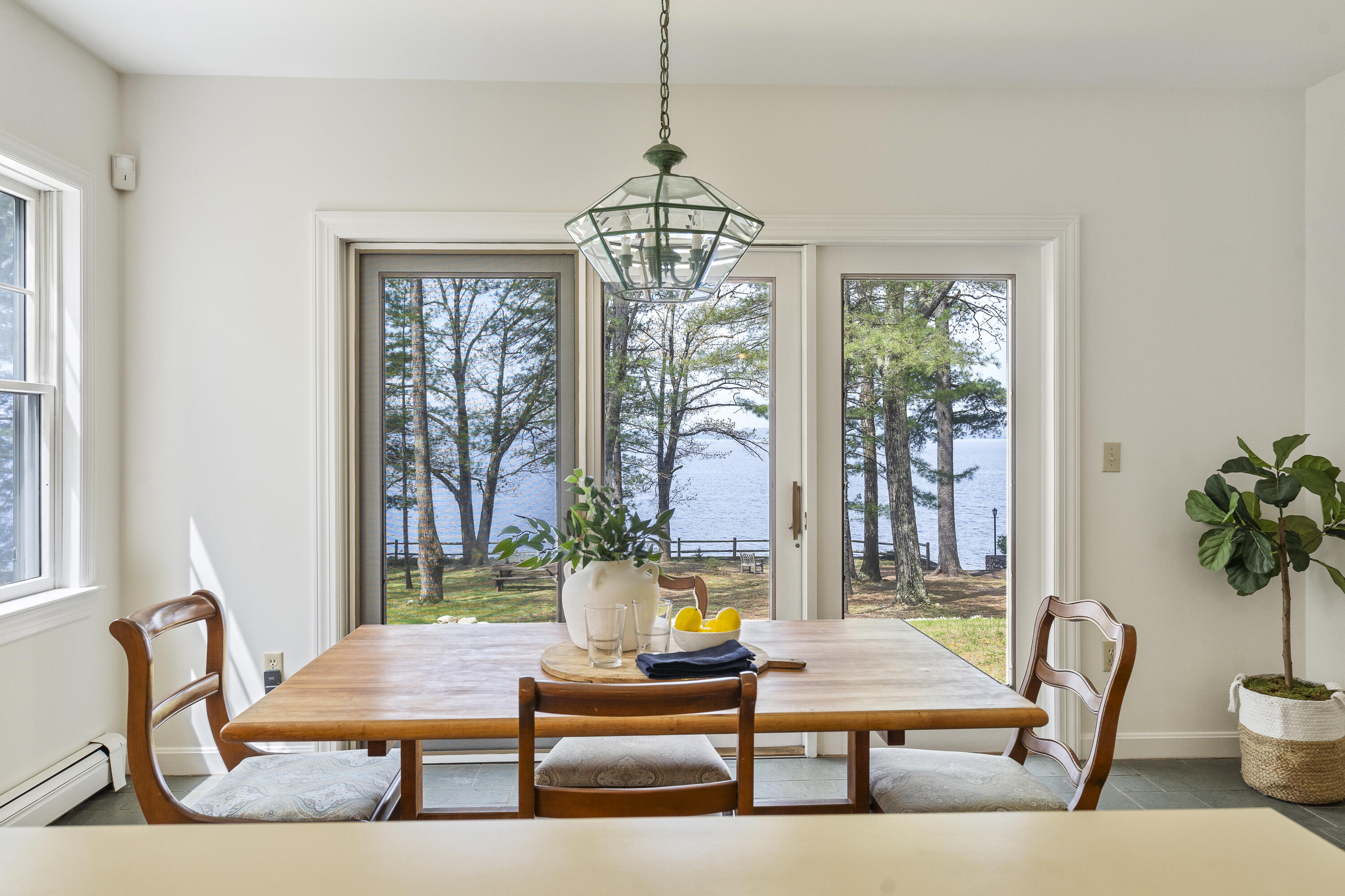 30 Windward Shore Road