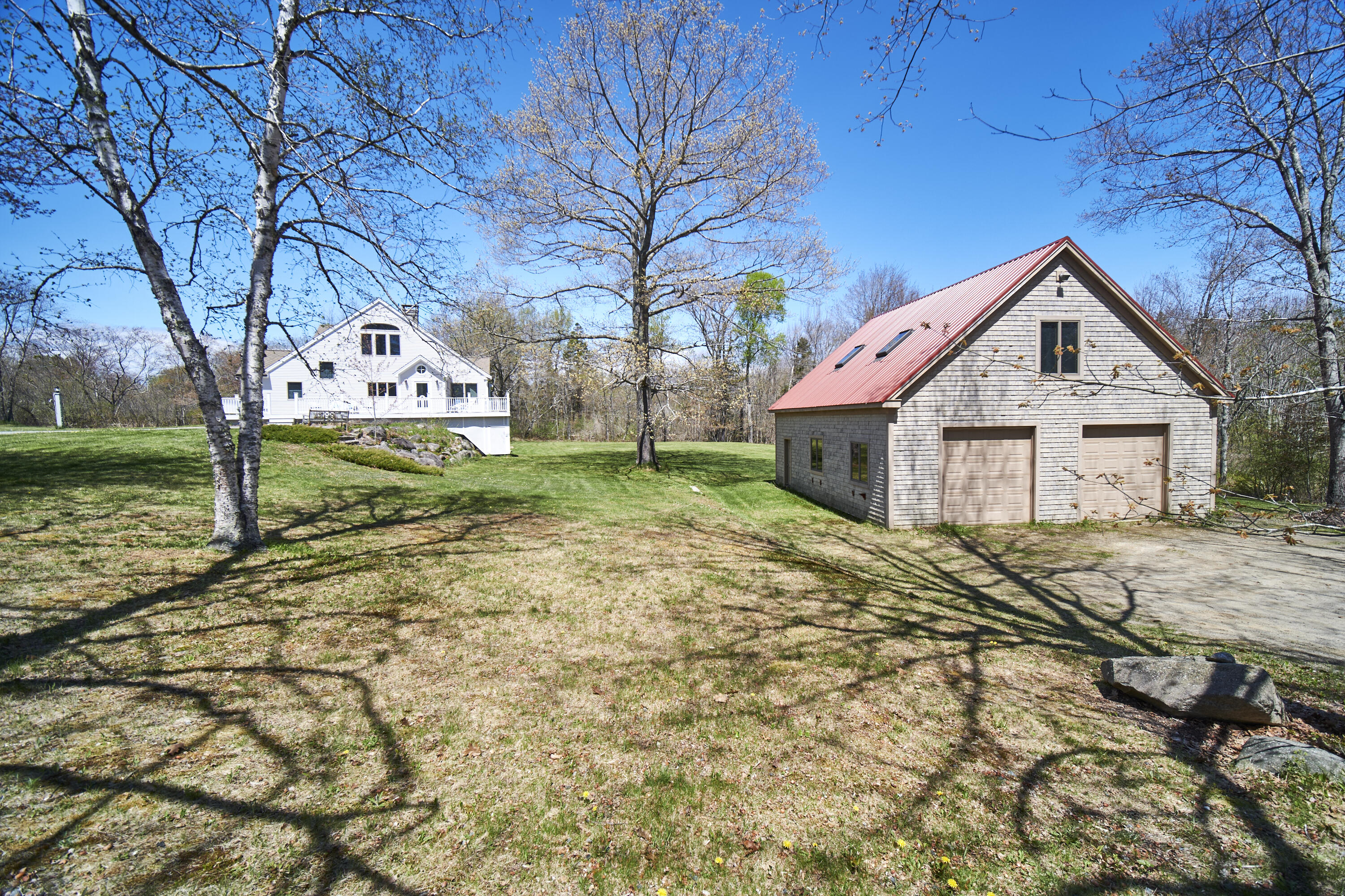 16 Ledgewood Drive