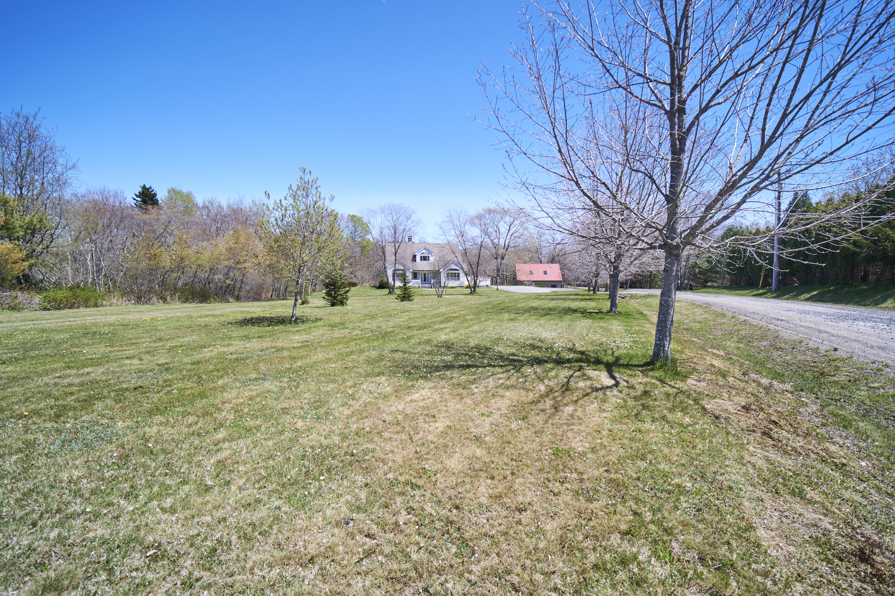 16 Ledgewood Drive