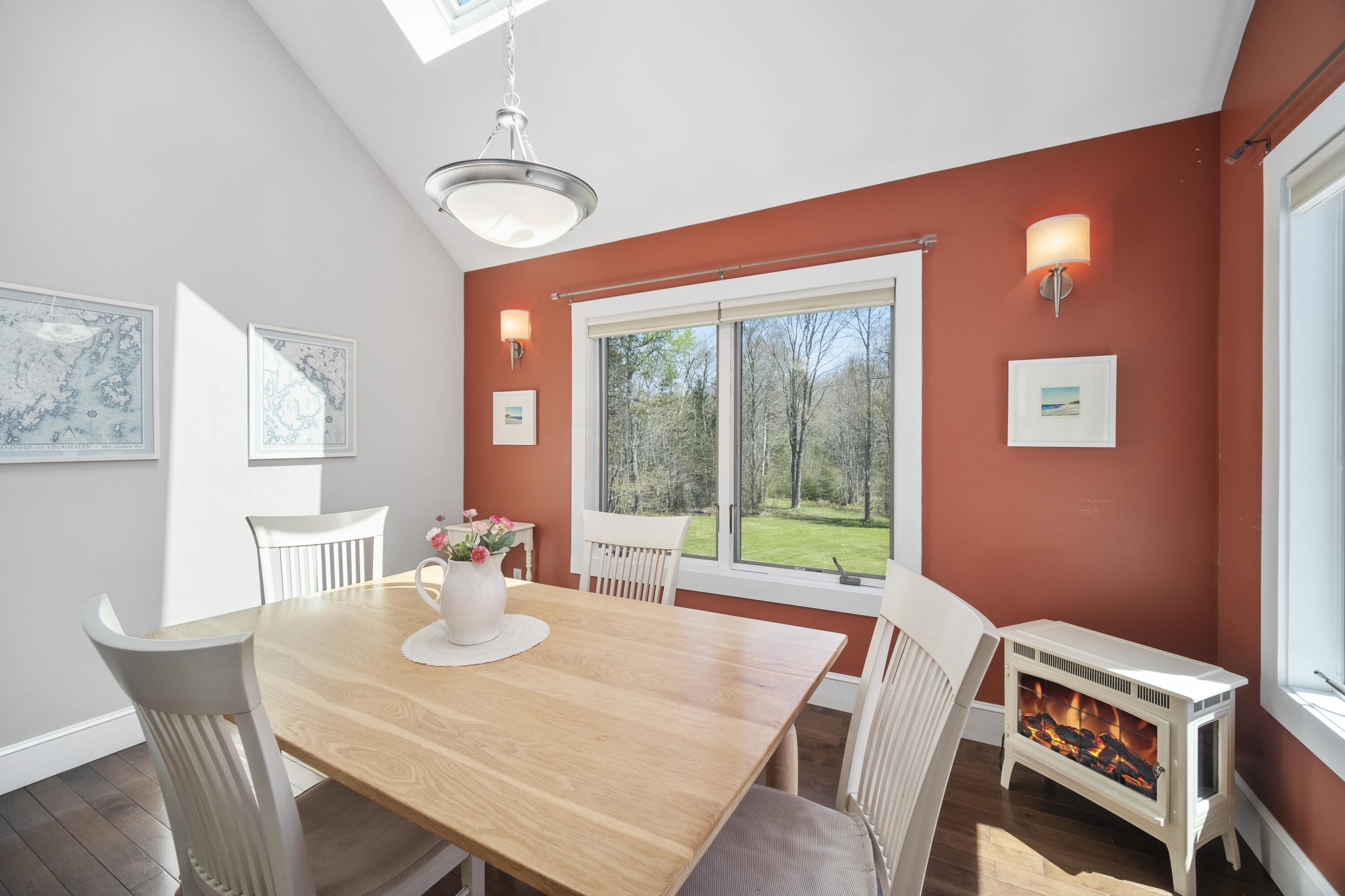 16 Ledgewood Drive