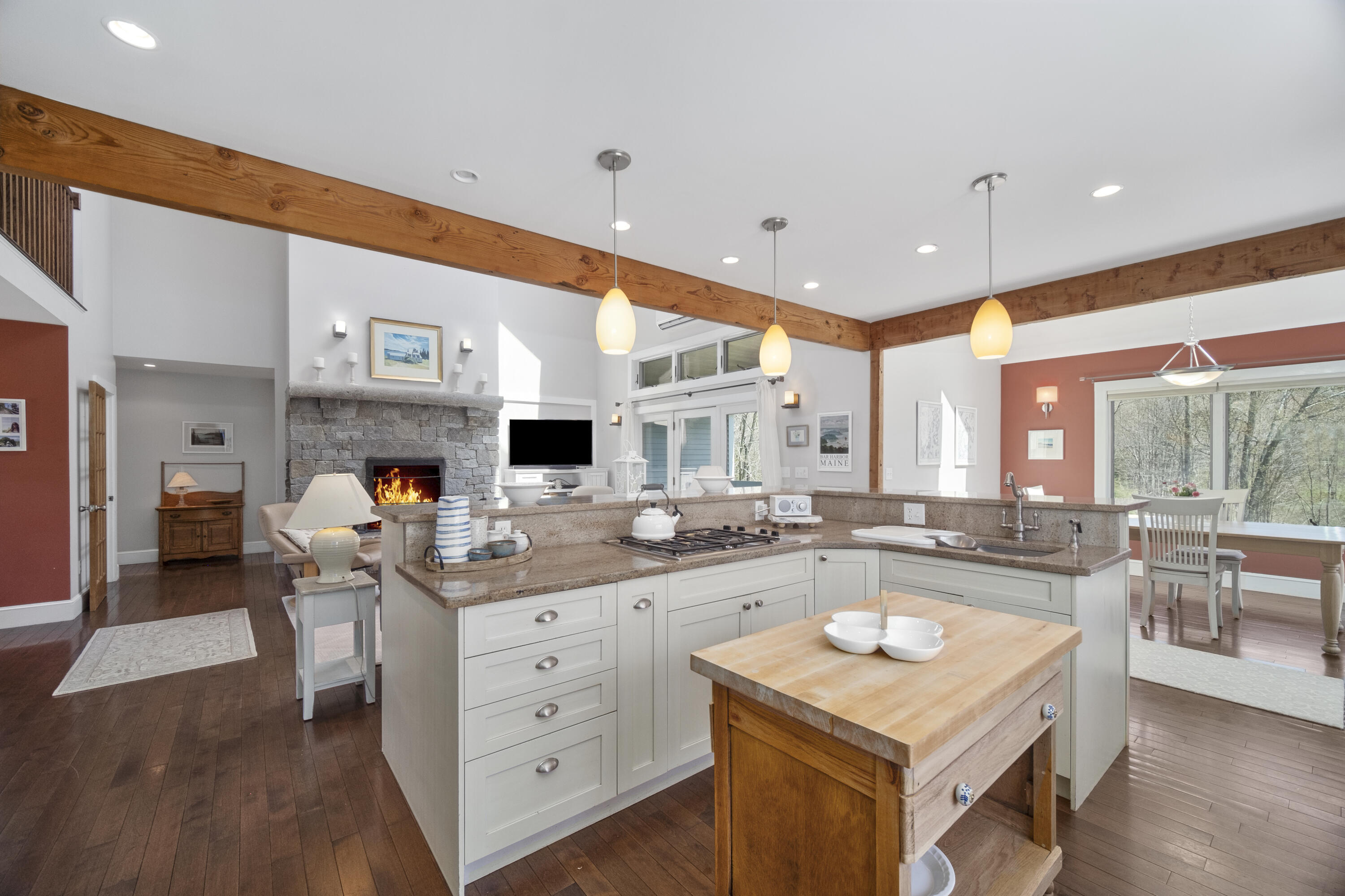 16 Ledgewood Drive