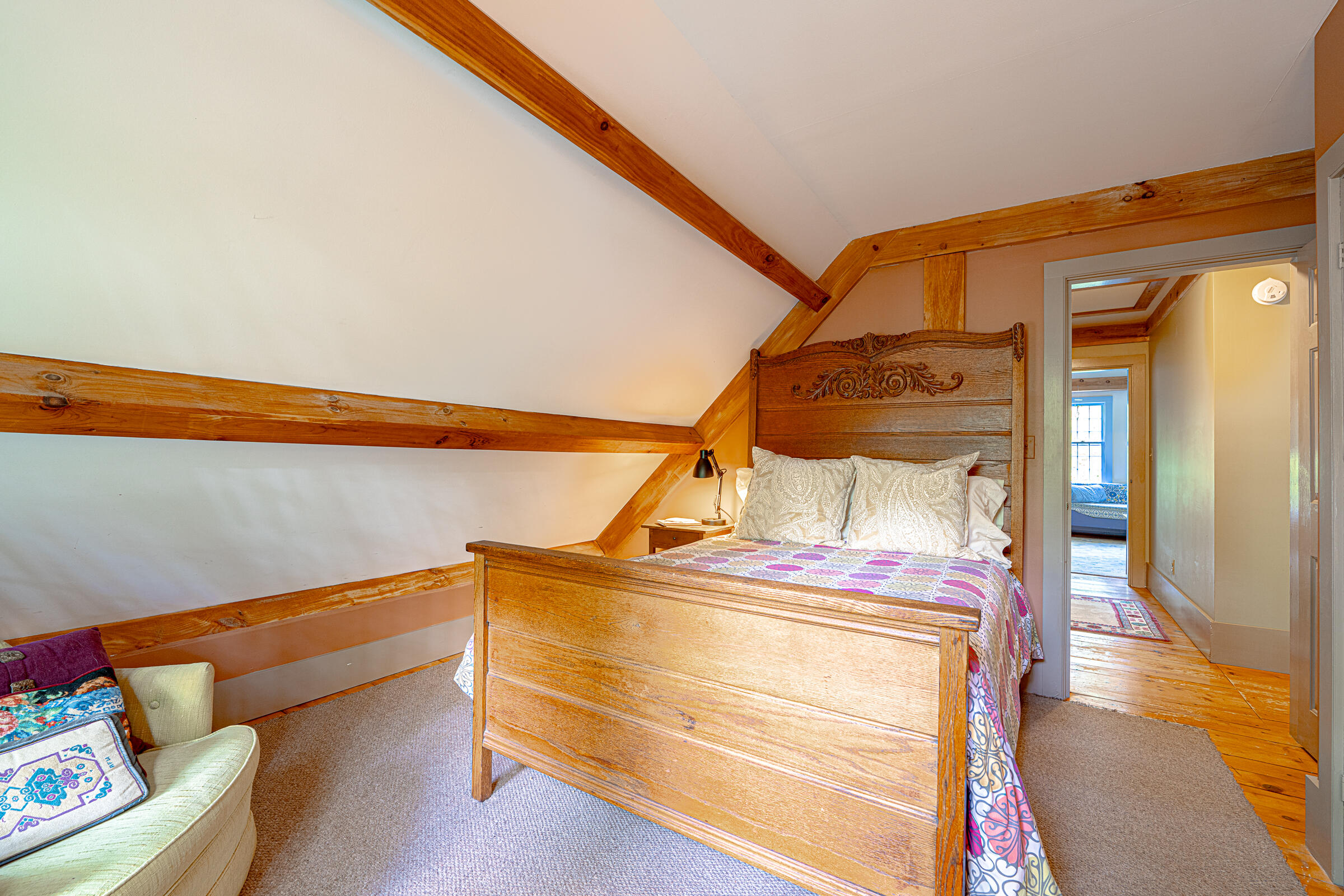 37 Long Hill Road
