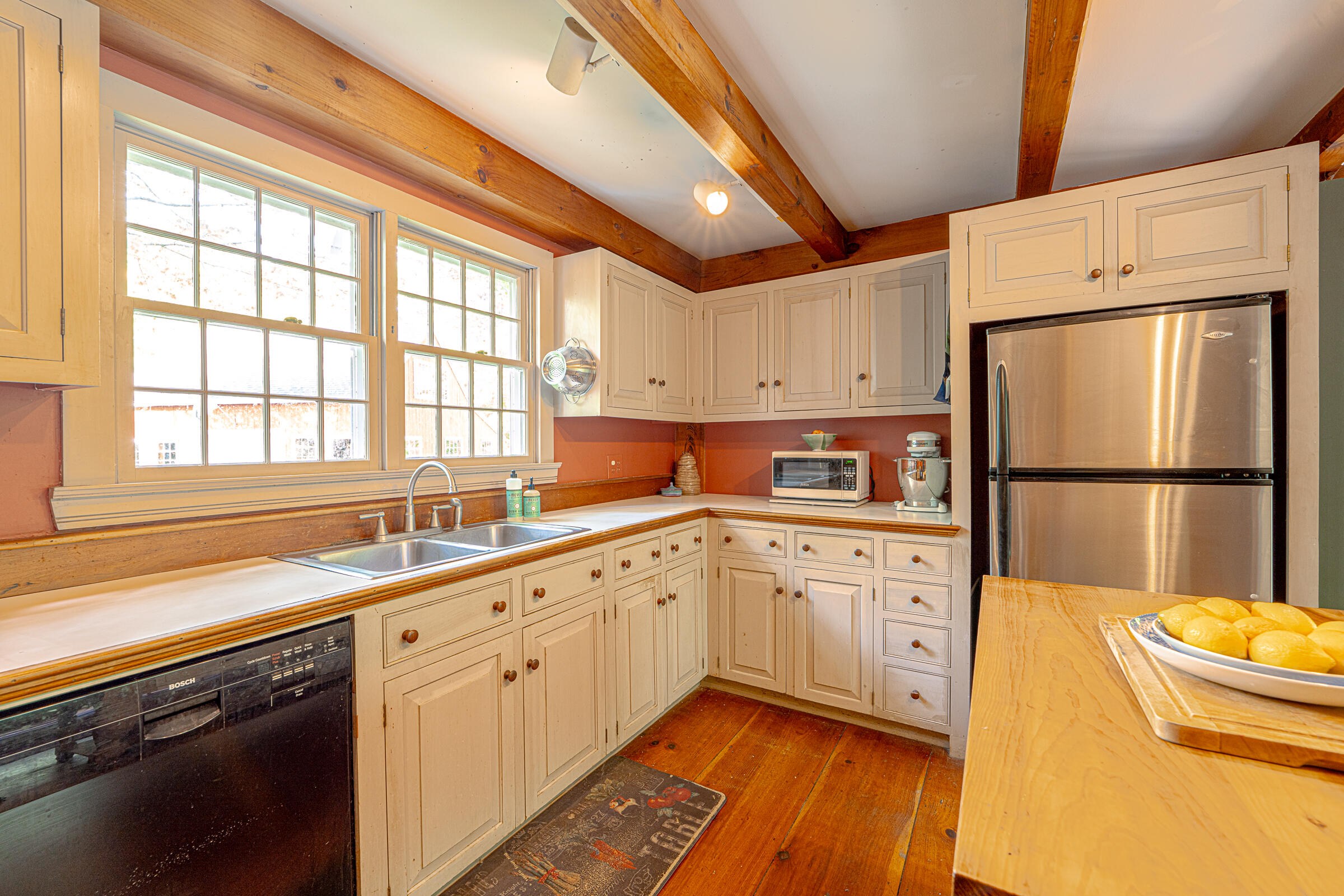 37 Long Hill Road