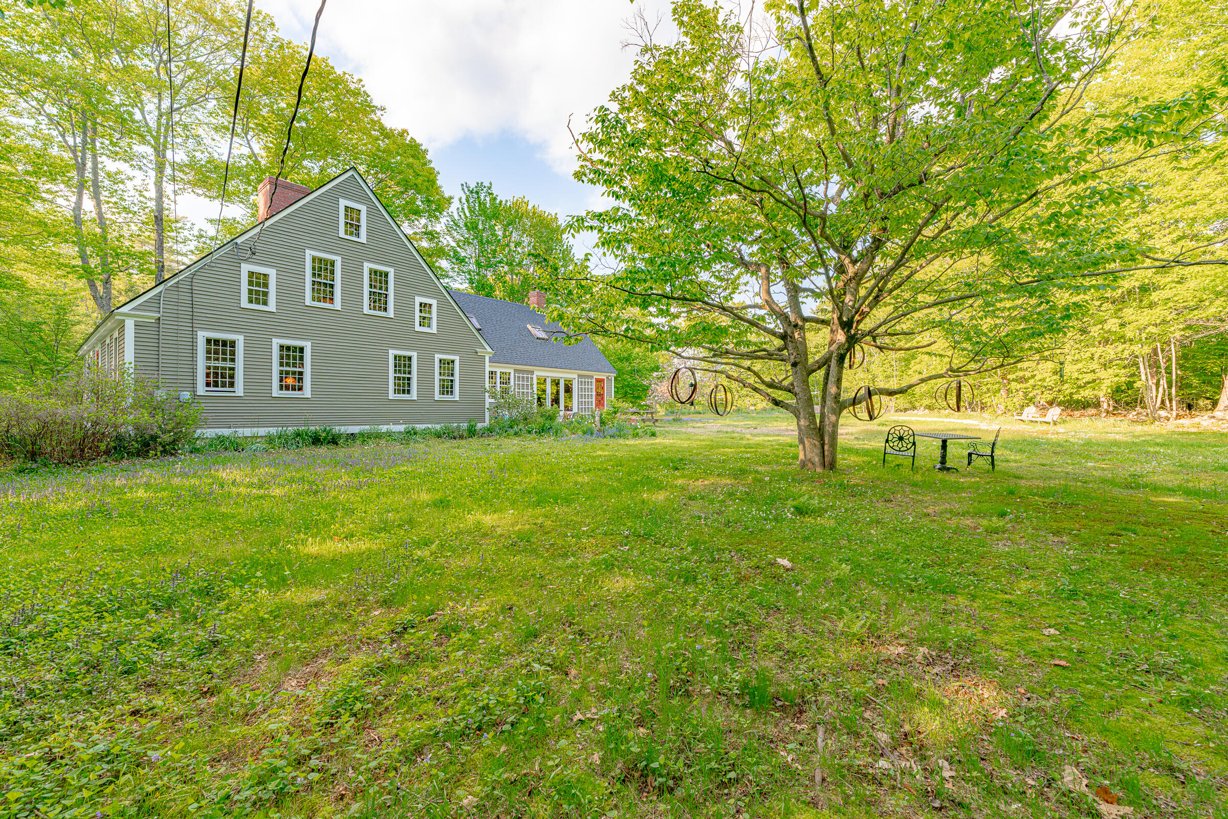 37 Long Hill Road