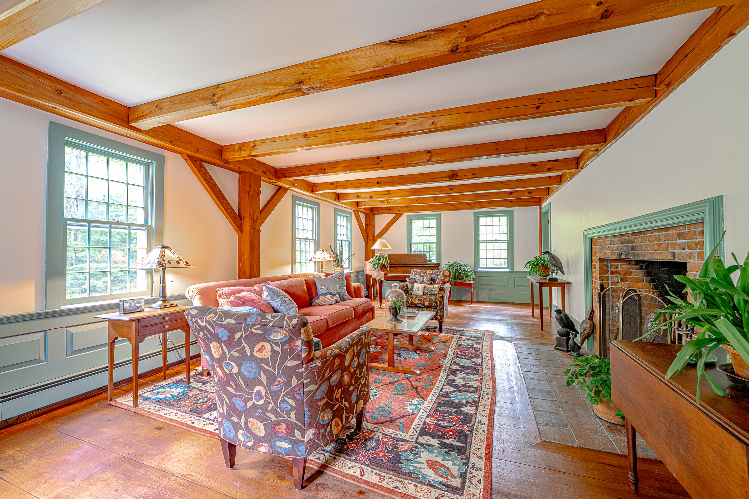 37 Long Hill Road