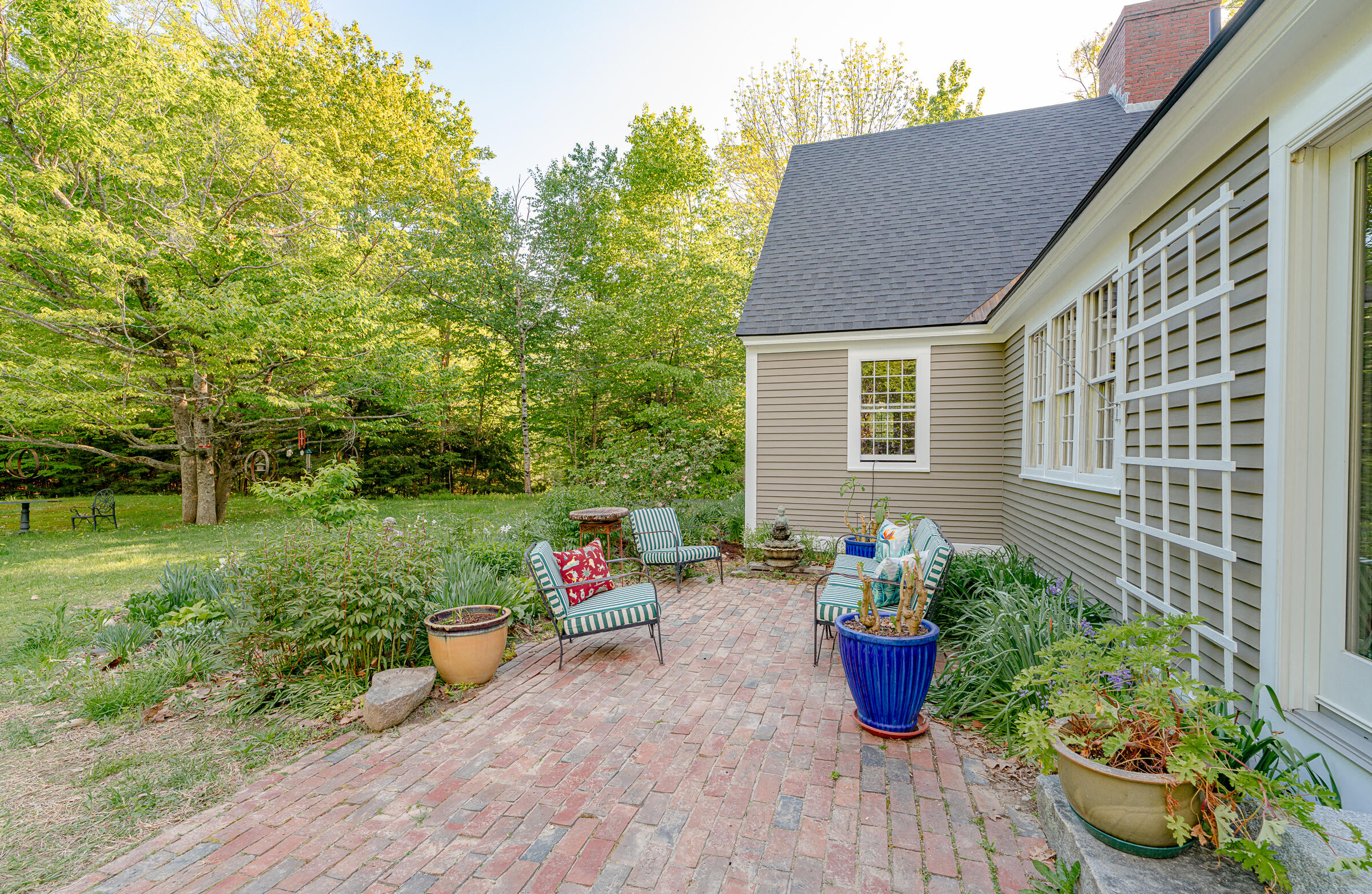 37 Long Hill Road