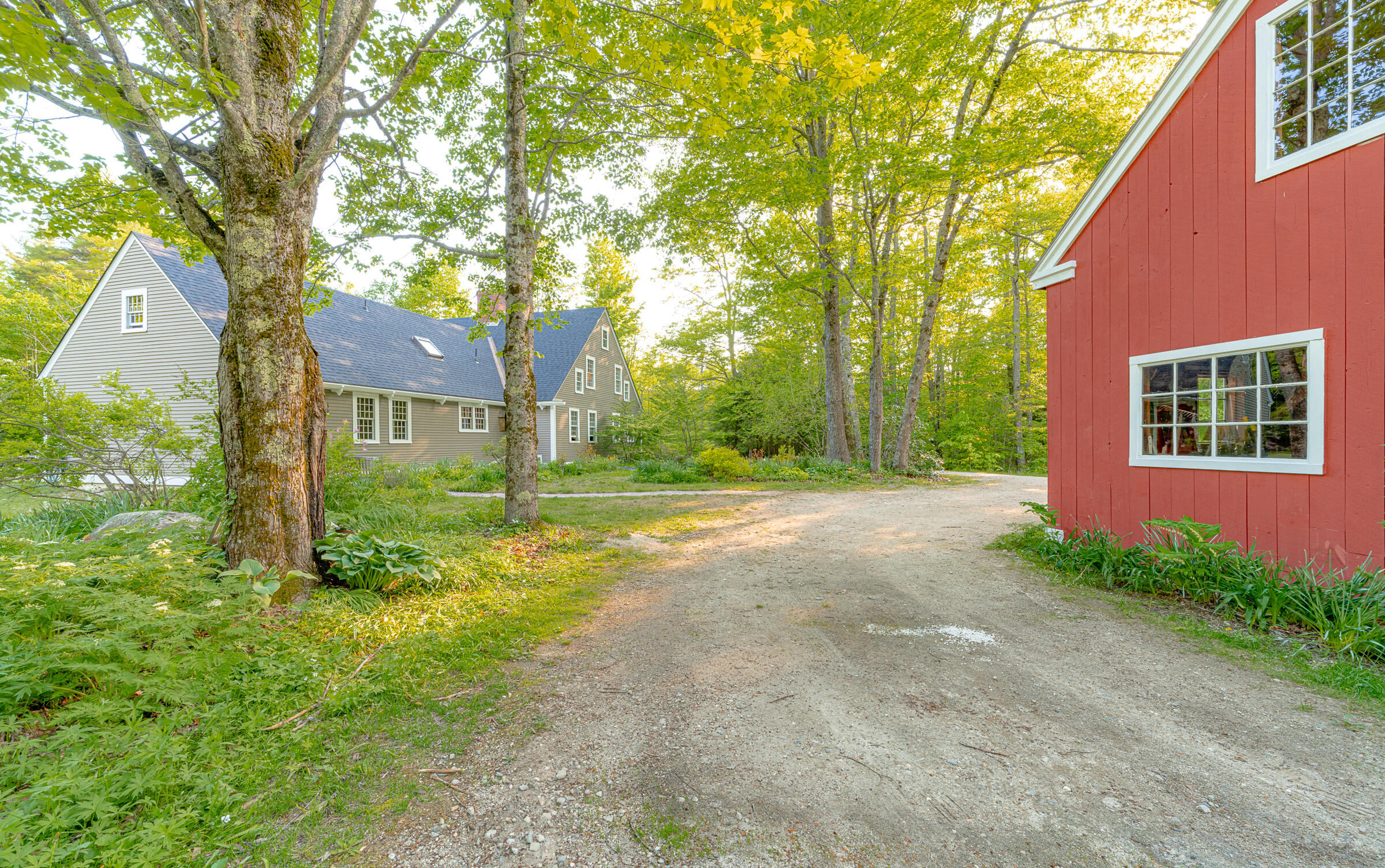 37 Long Hill Road