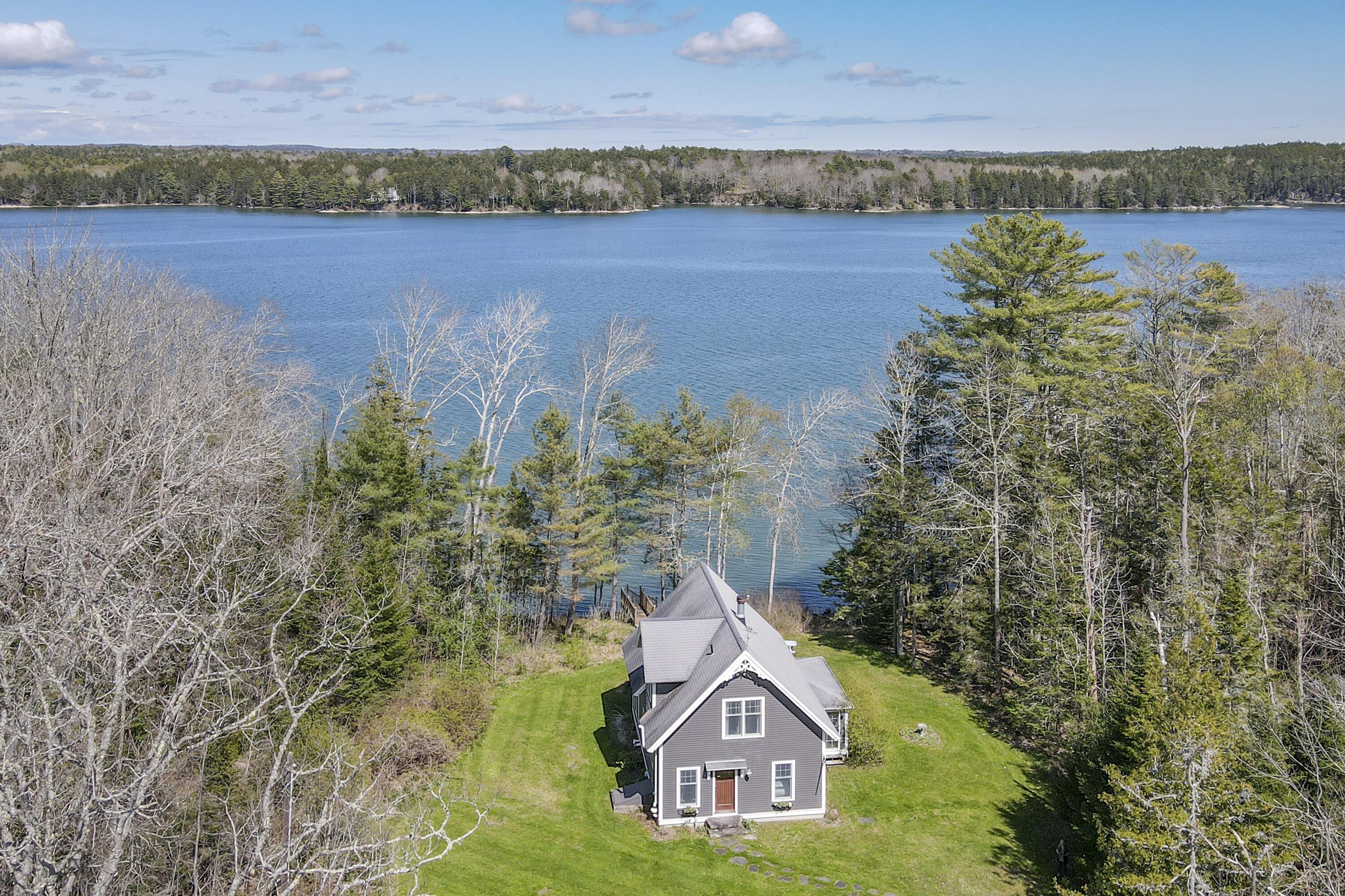 110 Broadcove East