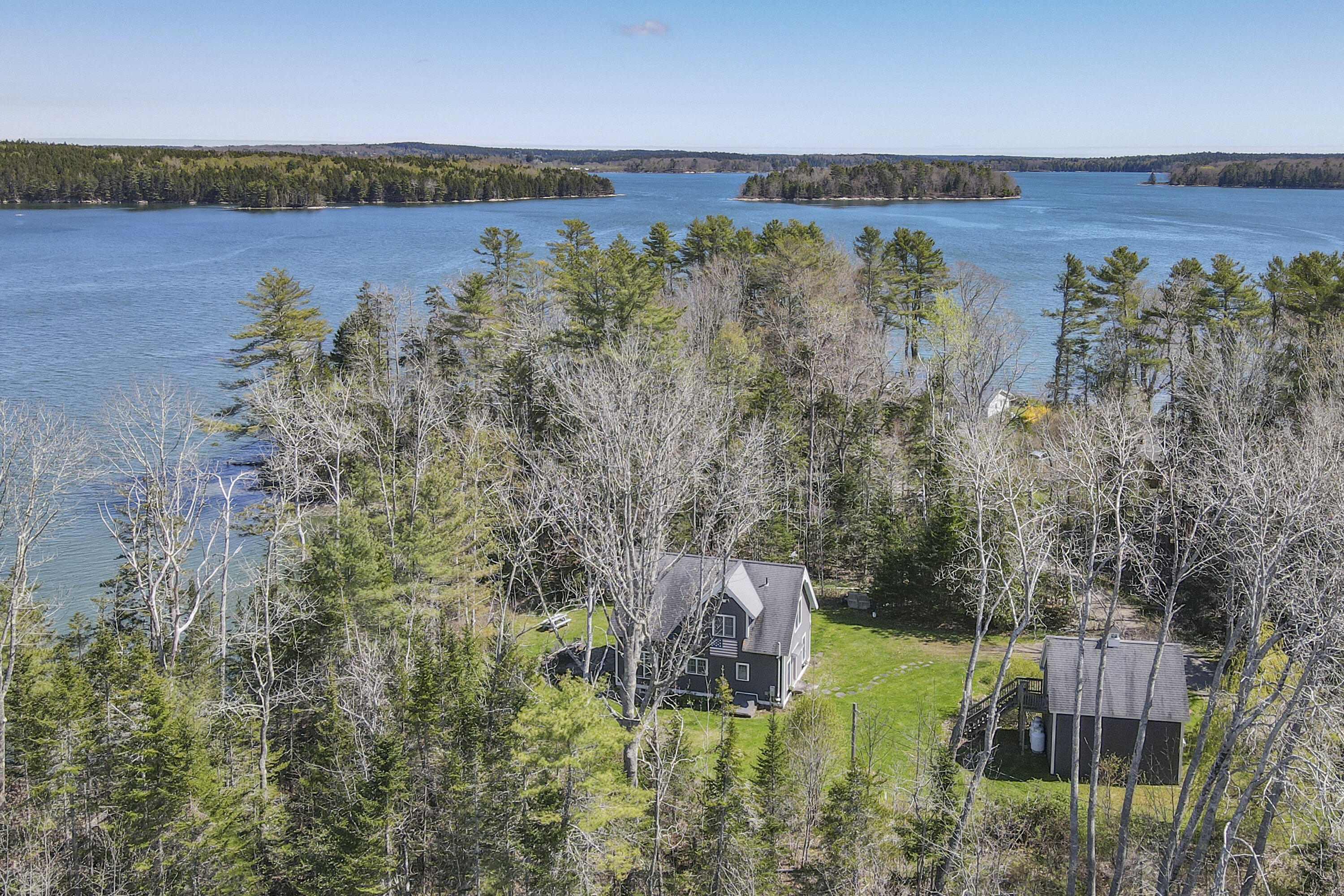 110 Broadcove East