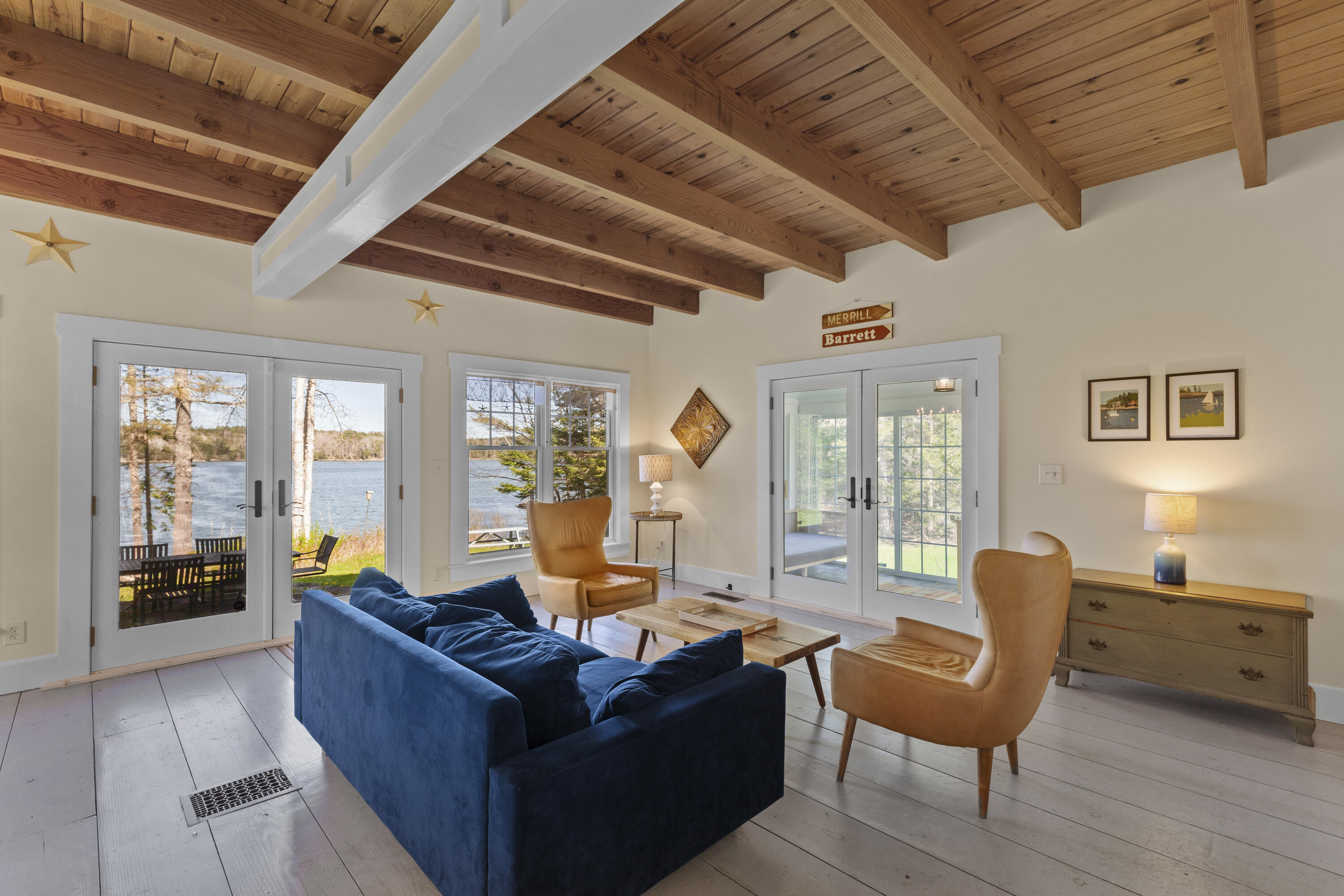 110 Broadcove East