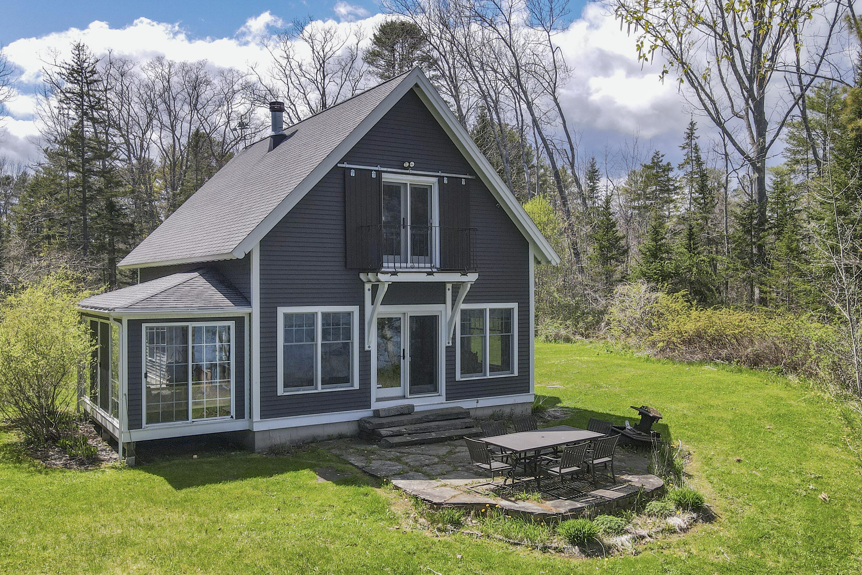 110 Broadcove East