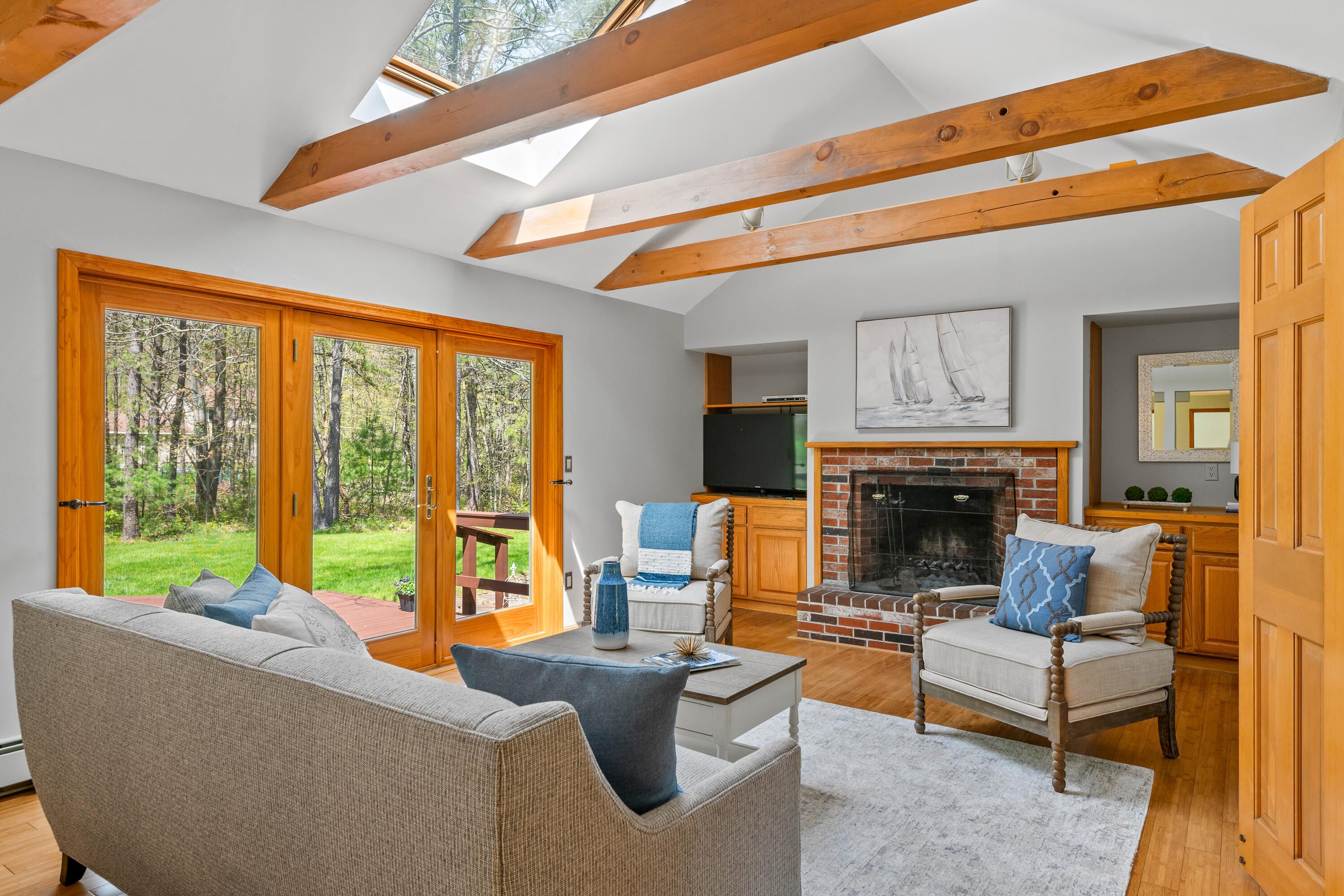 11 Sandhill Drive