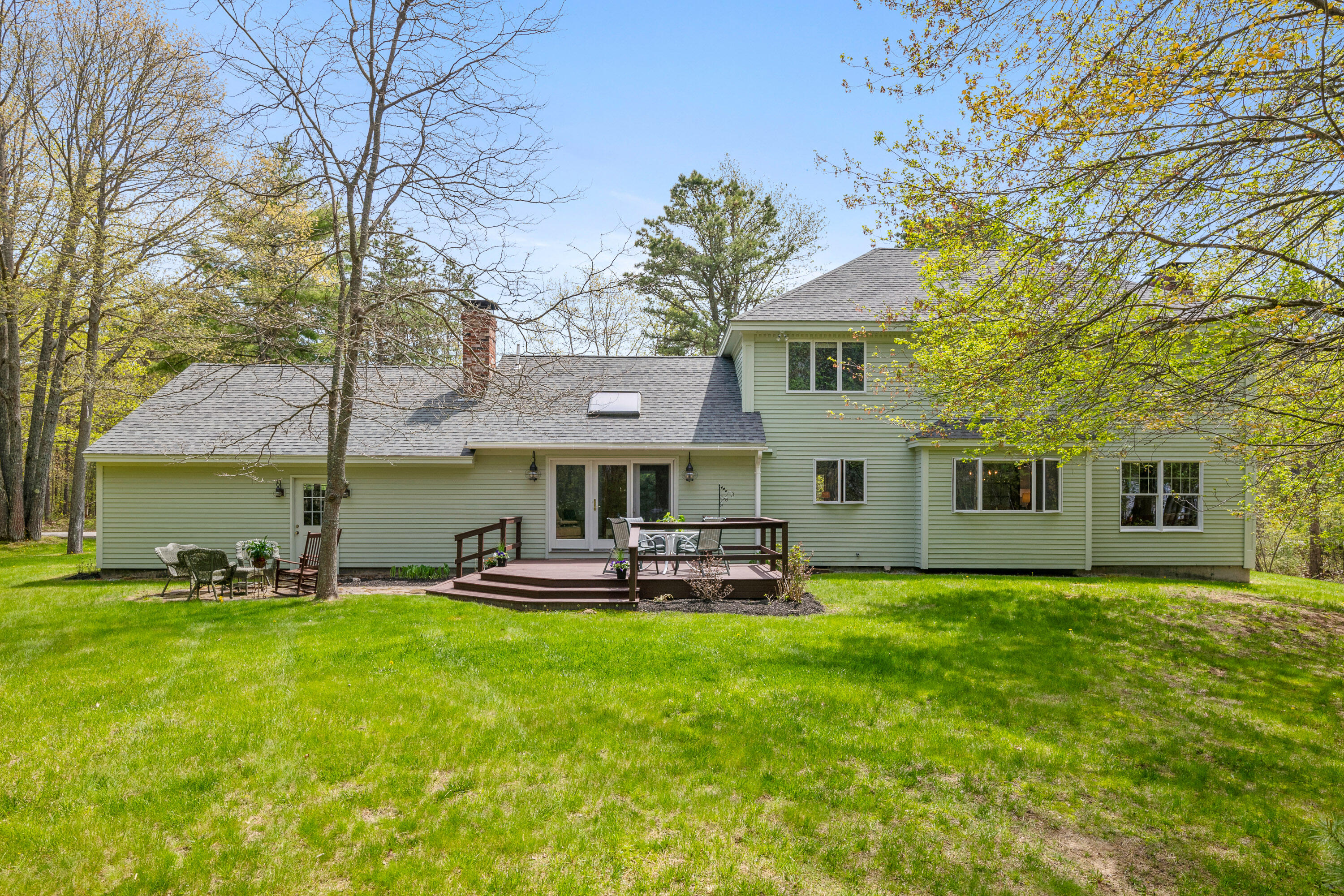 11 Sandhill Drive